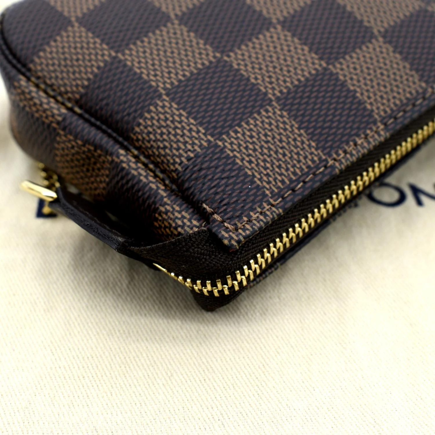 LOUIS VUITTON Mini Pochette Damier Ebene Accessoires Pouch Brown - Image 6