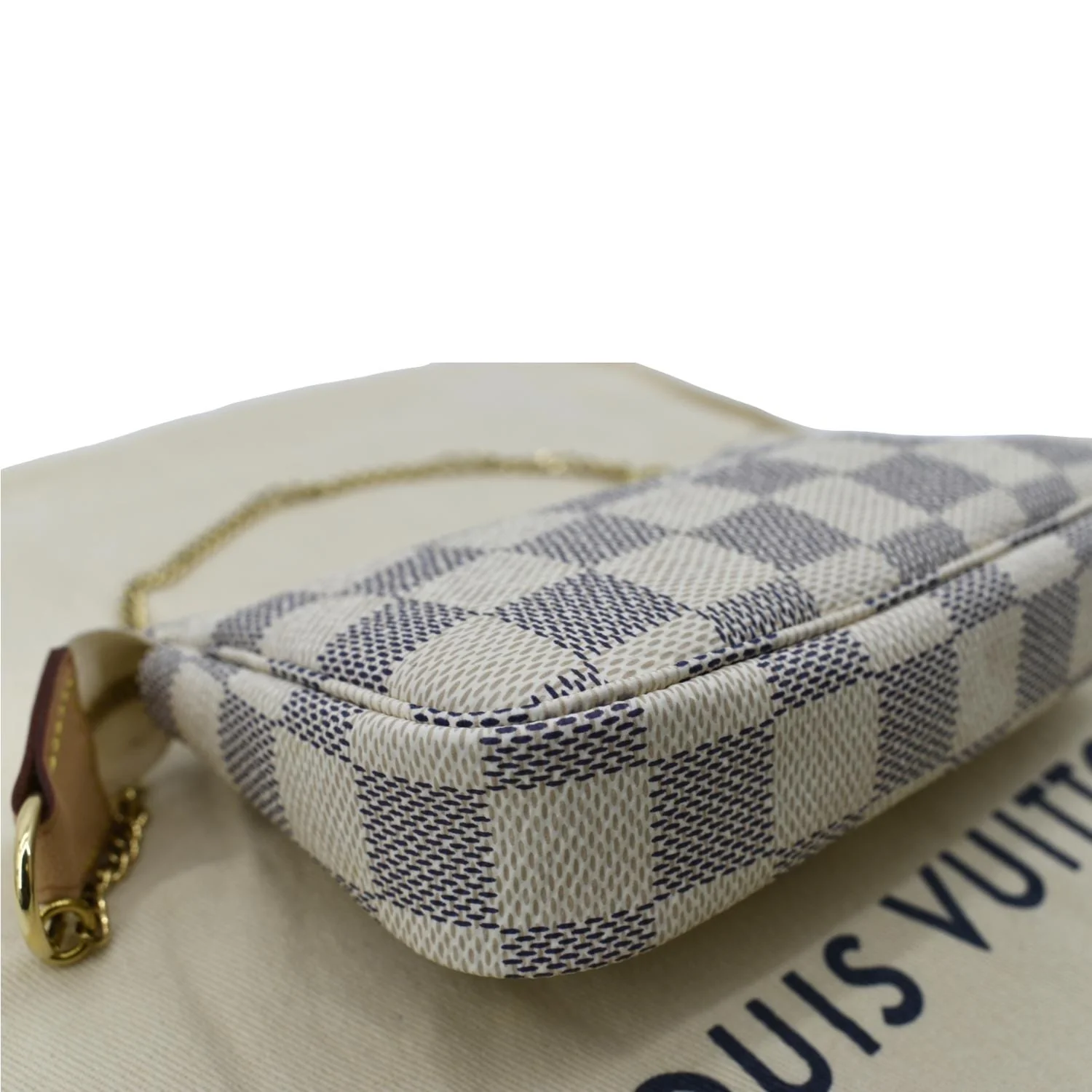 LOUIS VUITTON Mini Pochette Damier Azur Accessoires Pouch White - Image 10