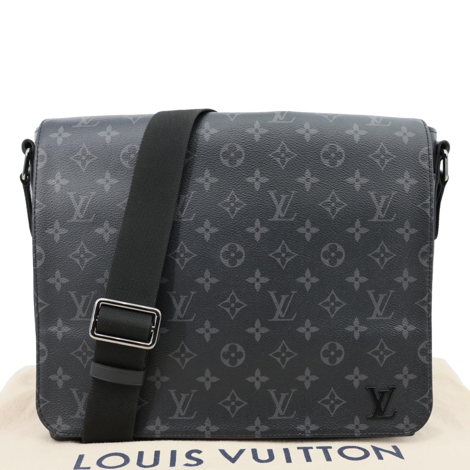 LOUIS VUITTON District MM Monogram Eclipse Messenger Bag Black - Image 2