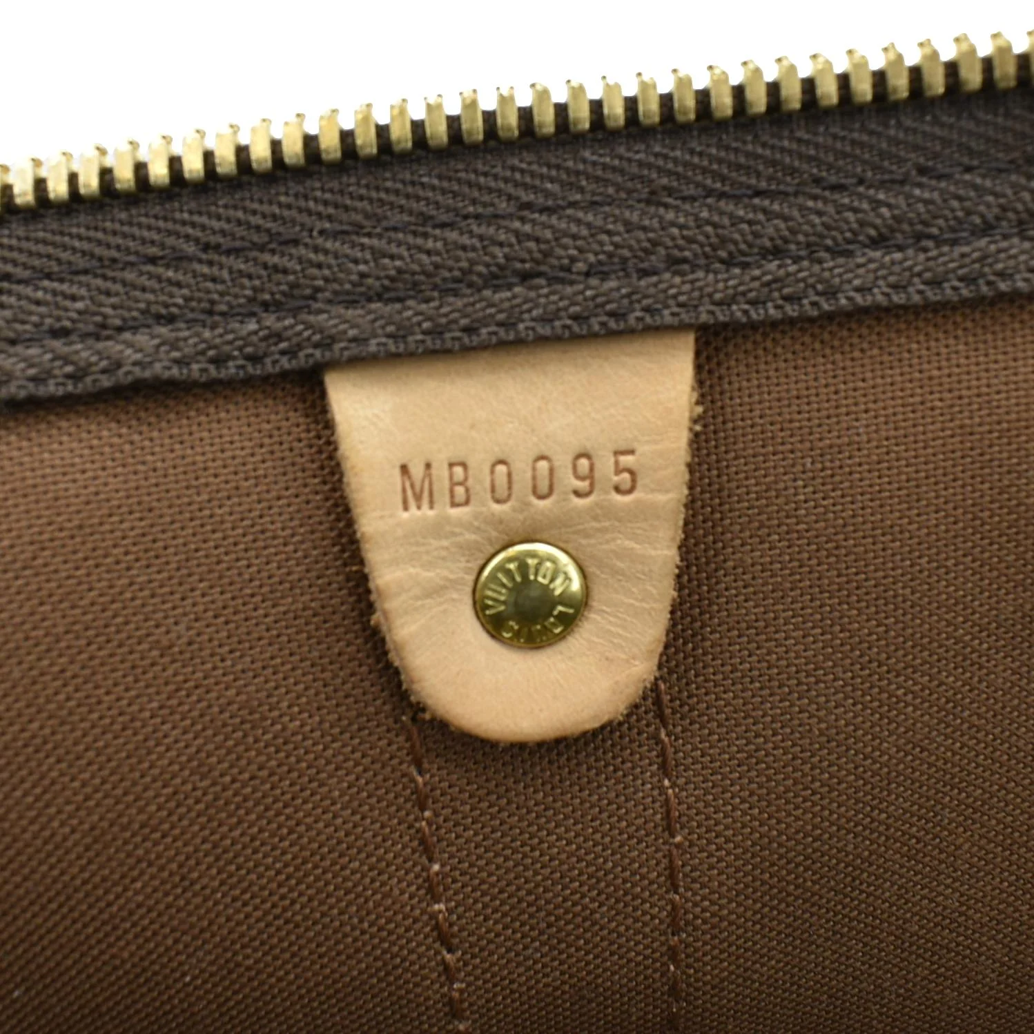 LOUIS VUITTON Keepall 55  Monogram Canvas Travel Bag Brown - Image 13