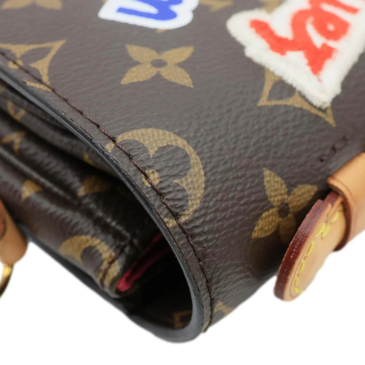LOUIS VUITTON Metis Pochette Patches Monogram Canvas Crossbody Bag Brown - Image 4