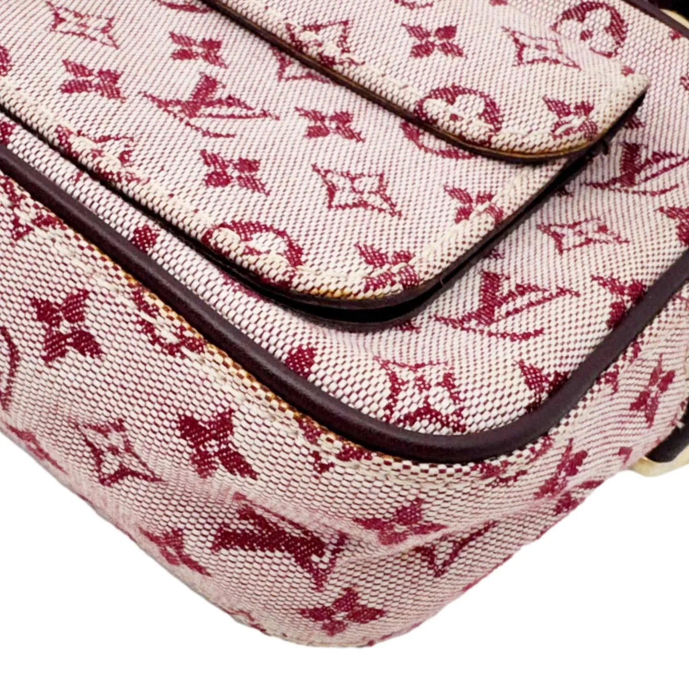 LOUIS VUITTON Juliette MM Monogram Mini Lin Canvas Crossbody Bag Burgundy - Image 7