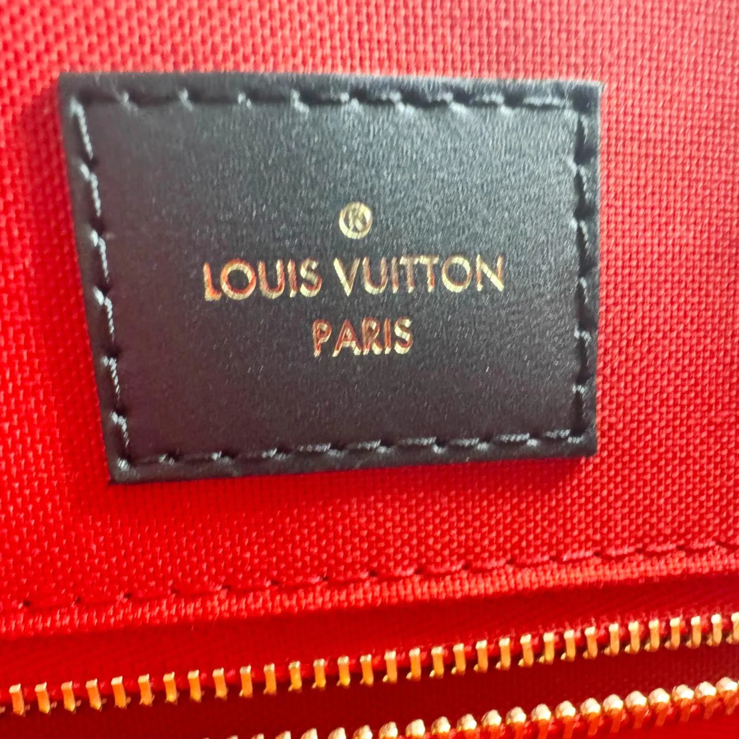 LOUIS VUITTON Onthego MM Giant Monogram Canvas Tote Shoulder Bag Brown - Image 15