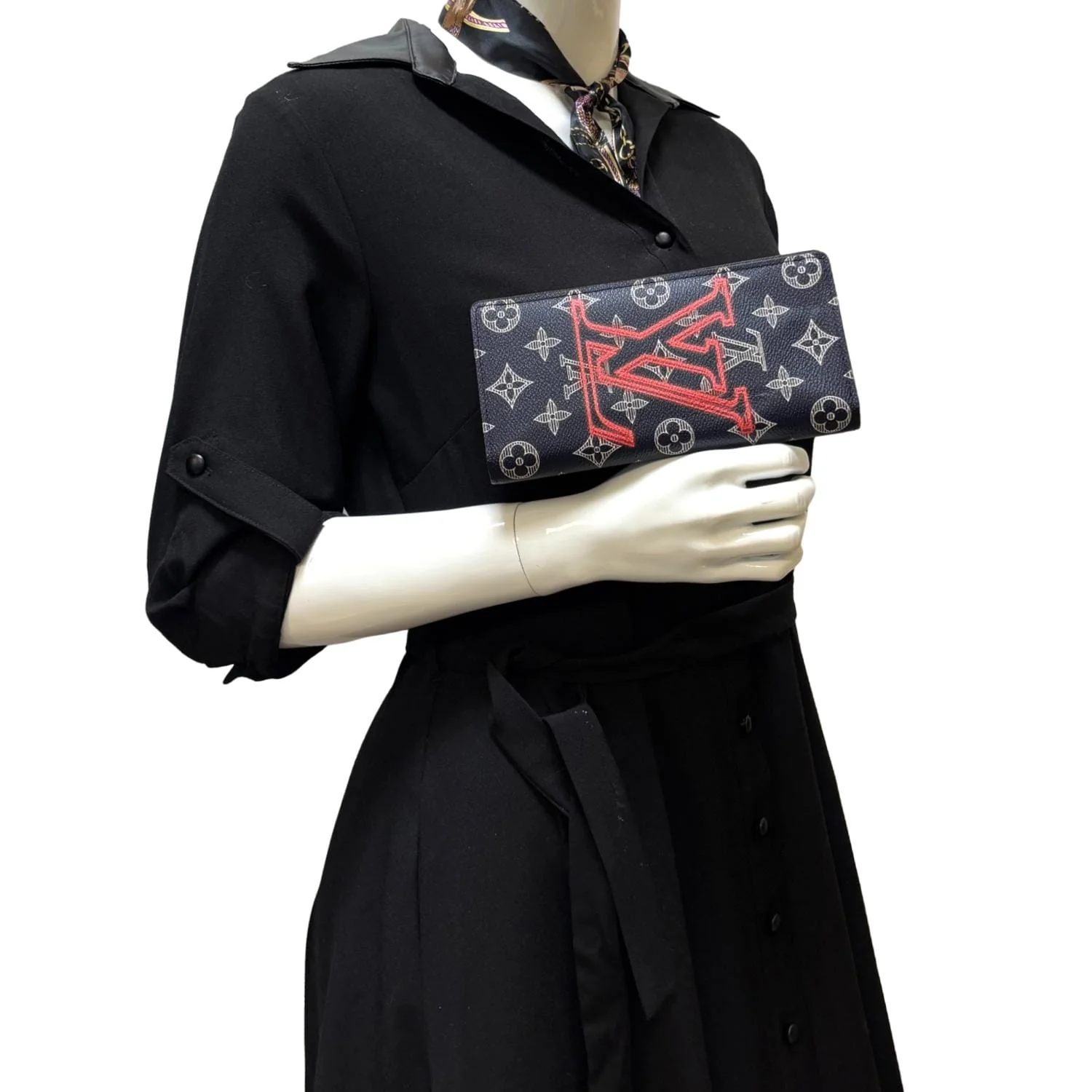 LOUIS VUITTON Brazza Upside Down Monogram Ink Canvas Long Wallet Pink - Image 2