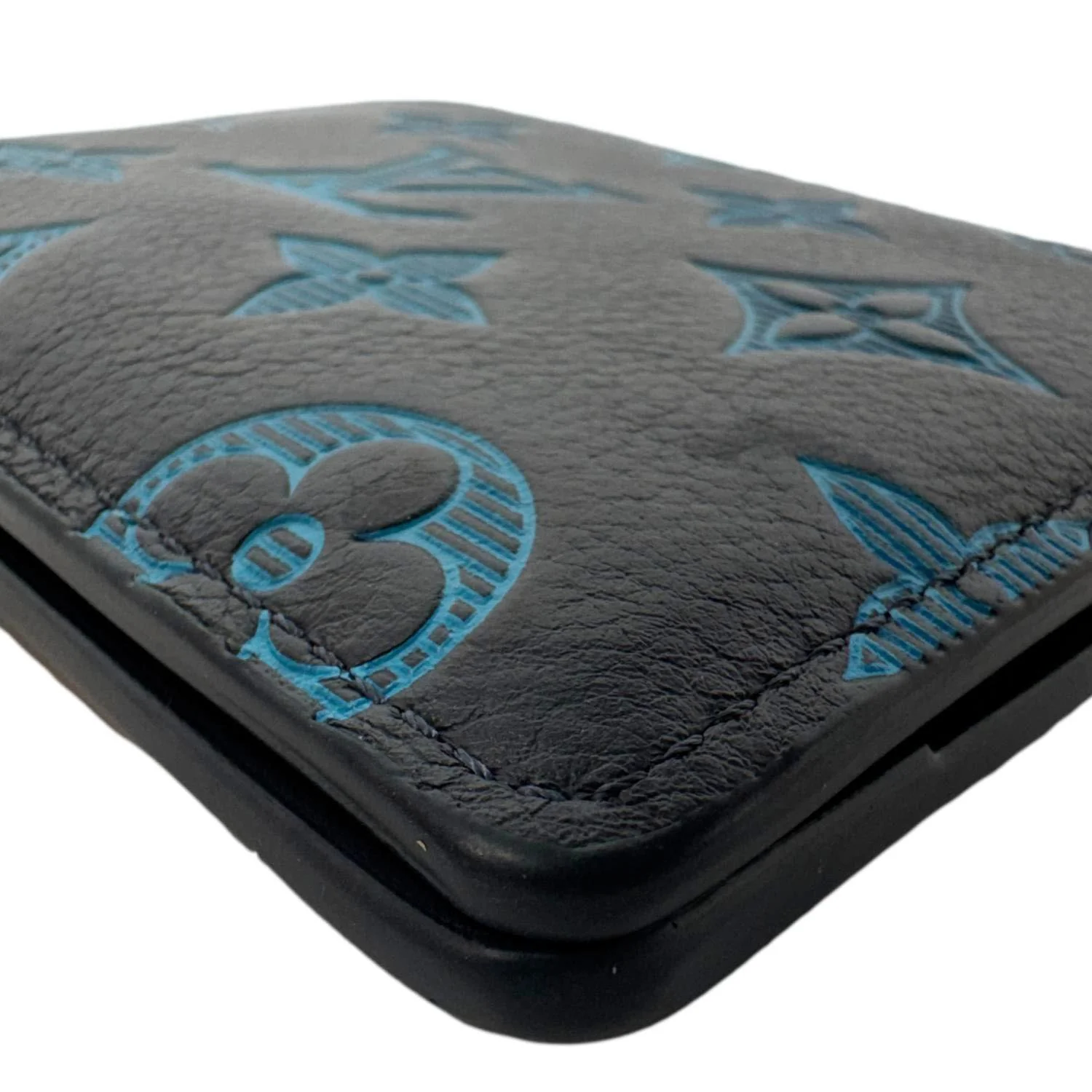 LOUIS VUITTON Multiple Bi-fold Monogram Shadow Wallet Blue - Image 6