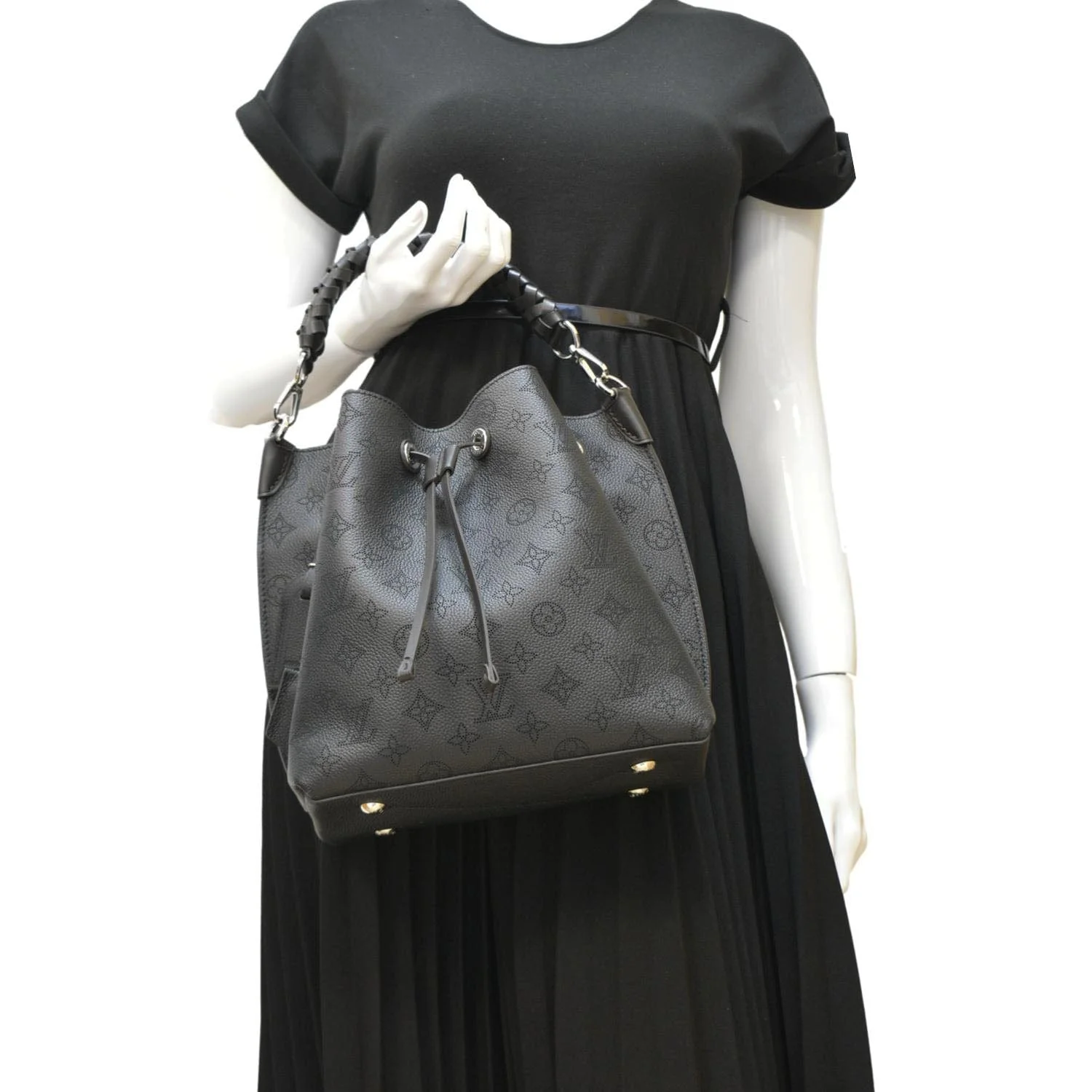 LOUIS VUITTON Muria Mahina Perforated Leather Shoulder Bag Black - Image 2