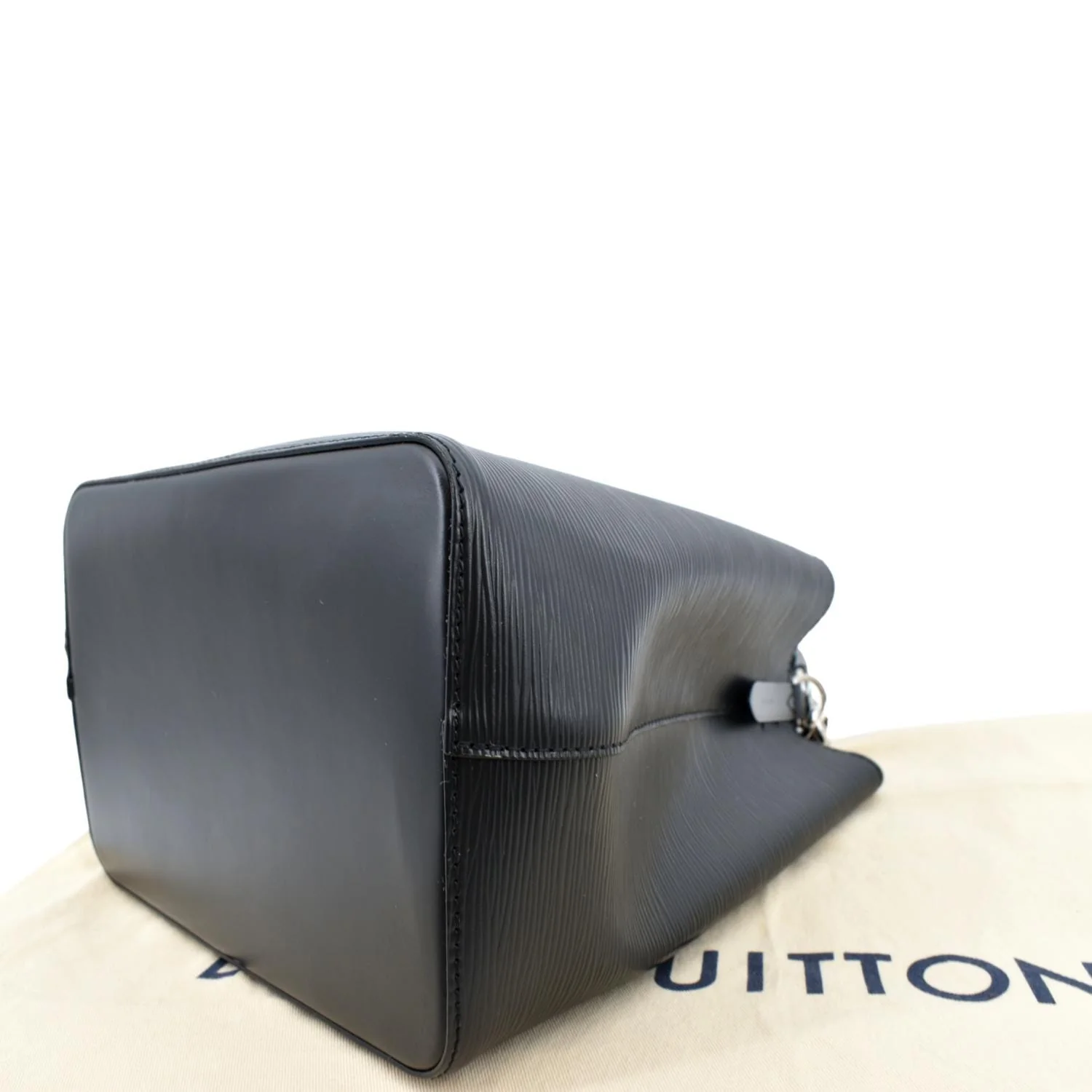 LOUIS VUITTON NeoNoe Epi Leather Shoulder Bag Black - Image 7
