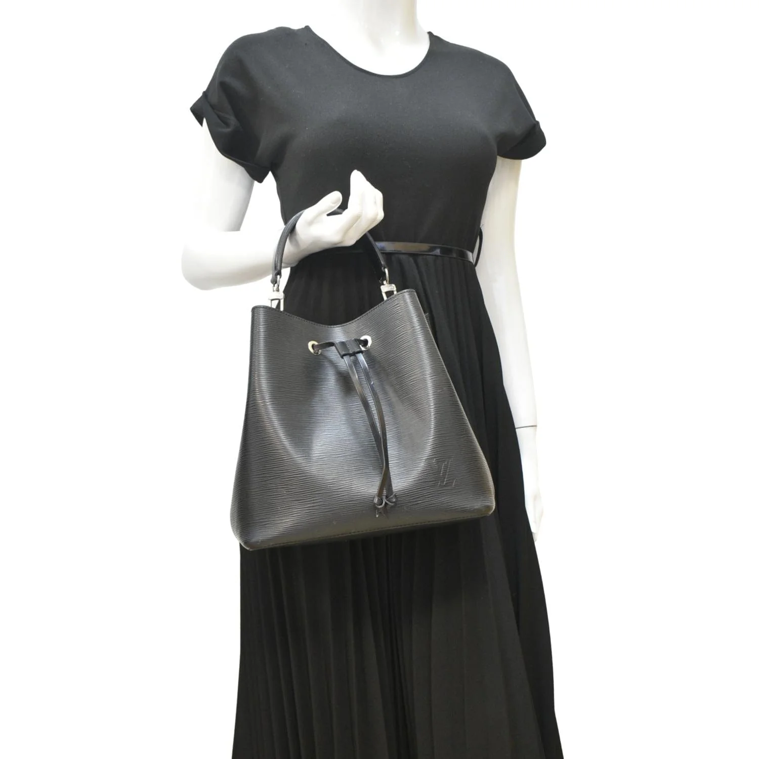 LOUIS VUITTON NeoNoe Epi Leather Shoulder Bag Black - Image 2