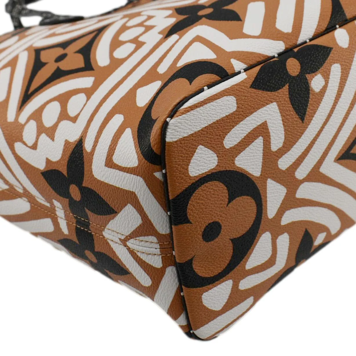 LOUIS VUITTON Neverfull Crafty Monogram Gaint Canvas Tote Bag Caramel - Image 8