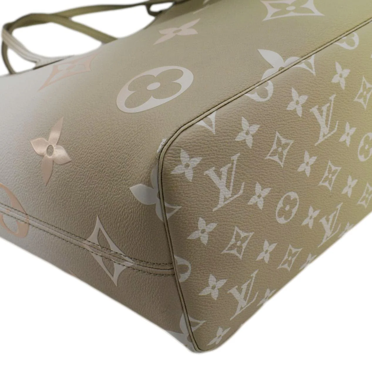 LOUIS VUITTON Neverfull MM Monogram Canvas Tote Sunset Khaki - Image 8