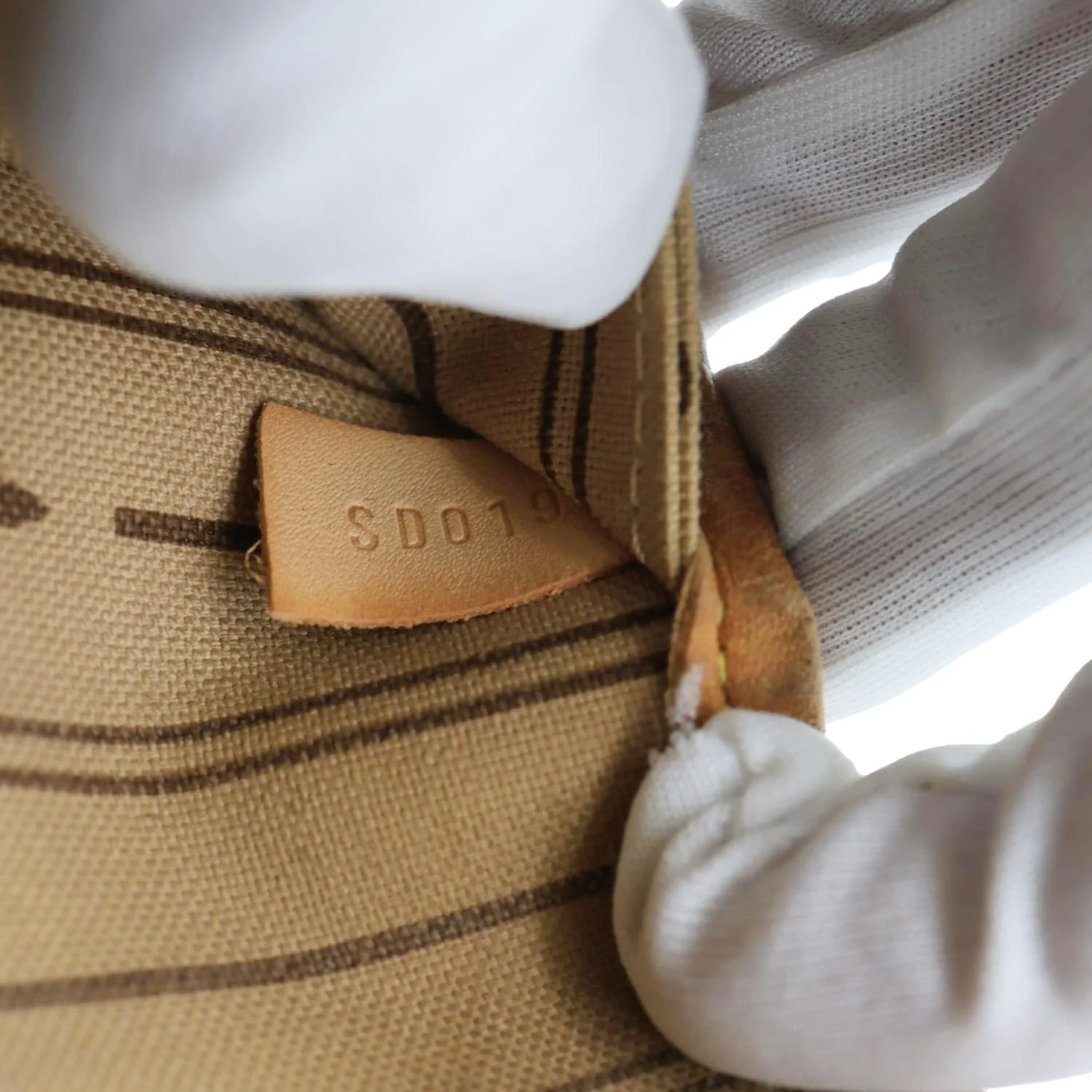 LOUIS VUITTON Neverfull MM Monogram Canvas Shoulder Bag Brown - Image 15