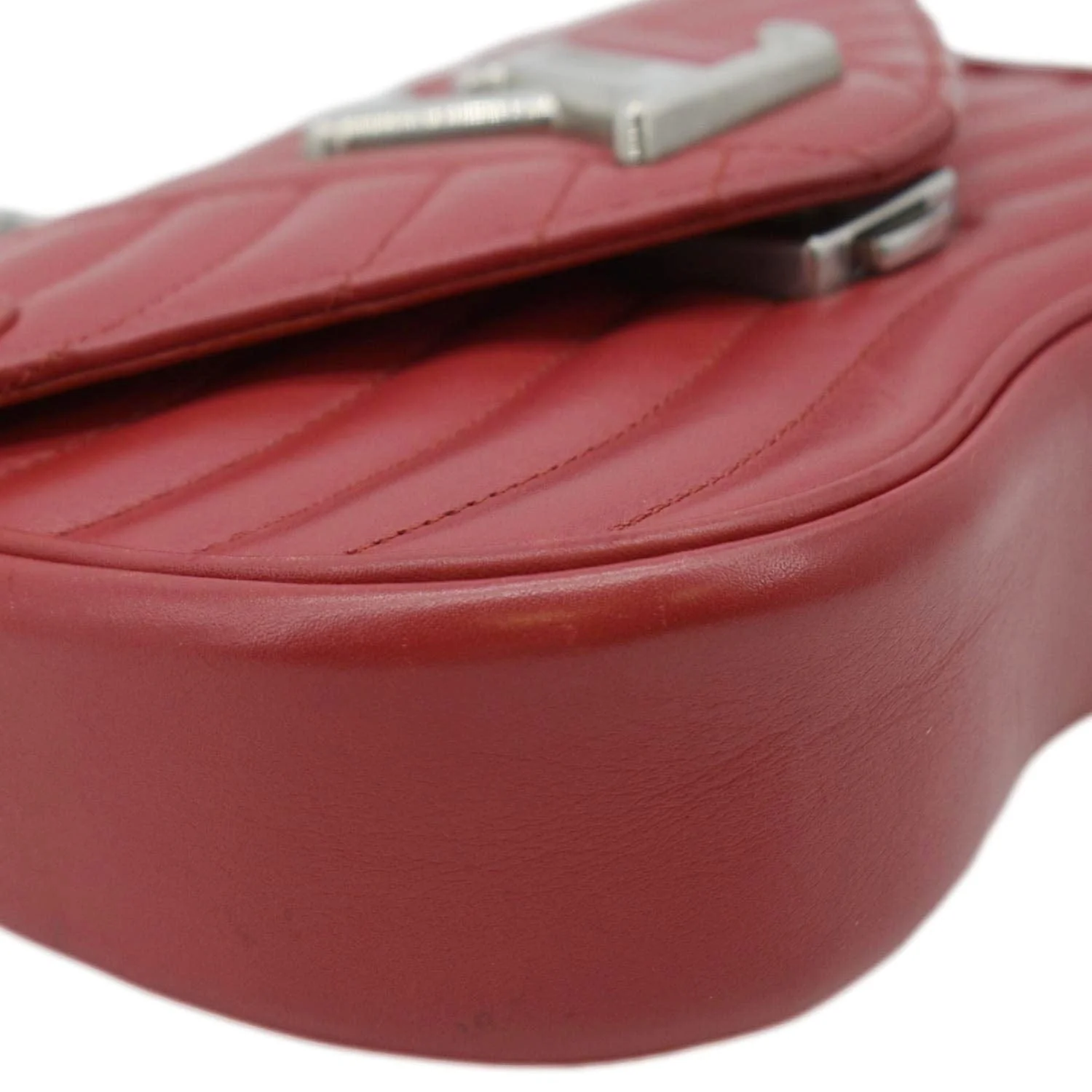 LOUIS VUITTON New Wave Chain MM Leather Shoulder Bag Red - Image 11