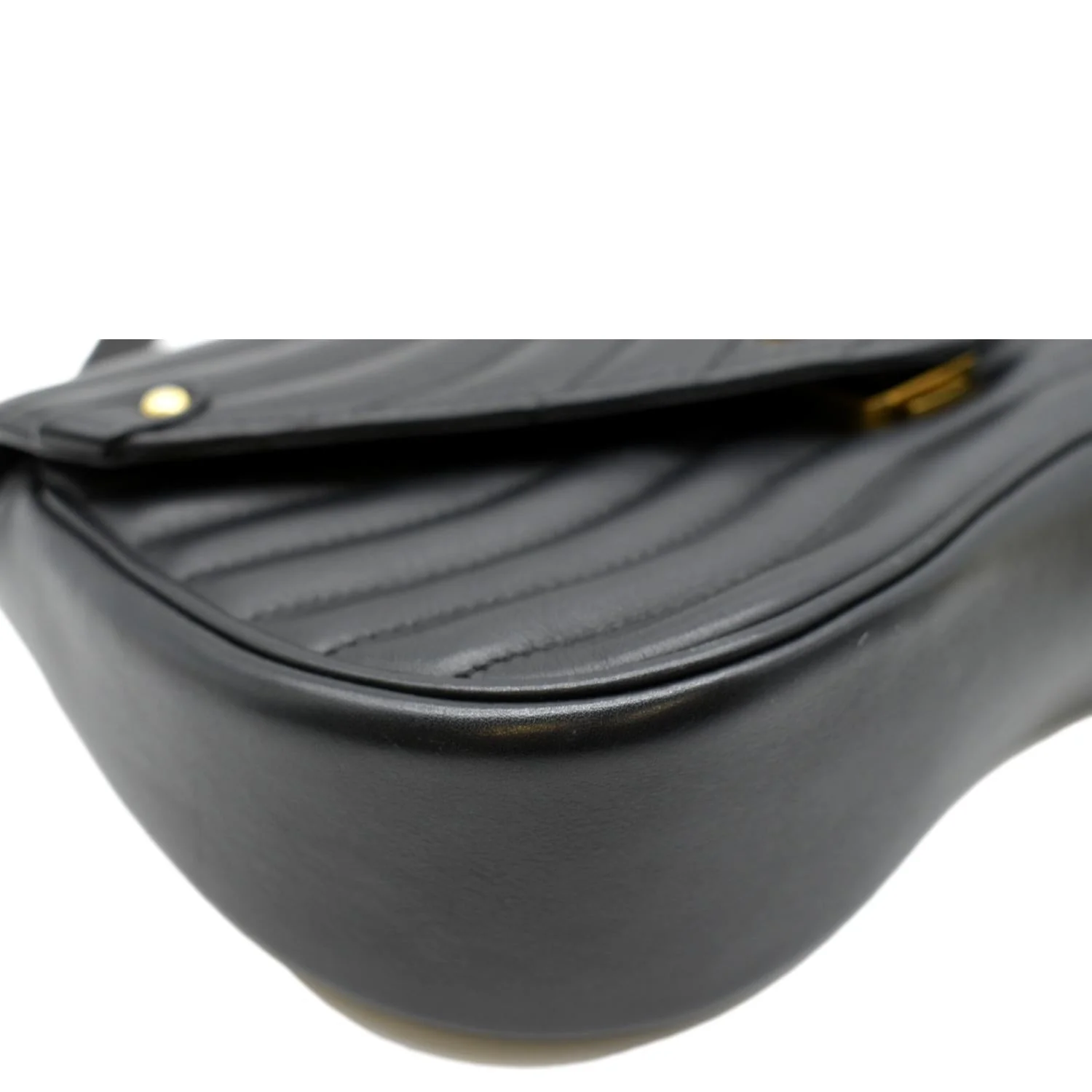 LOUIS VUITTON New Wave Chain MM Calfskin Leather Shoulder Bag Black - Image 6