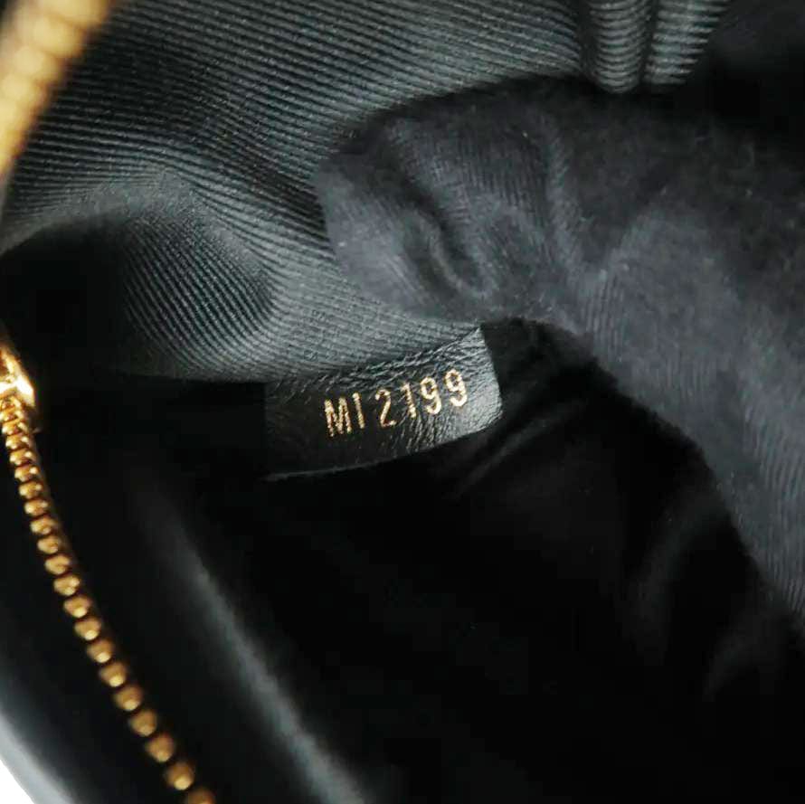 LOUIS VUITTON New Wave Quilted Leather Bumbag Black - Image 11
