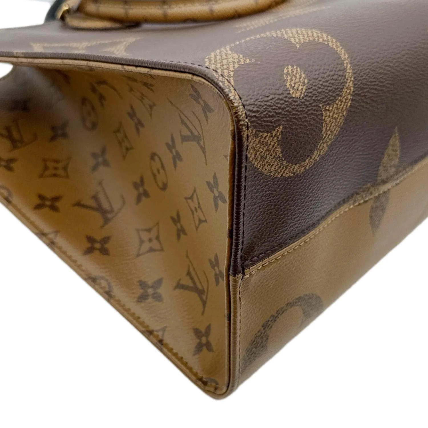 LOUIS VUITTON Onthego MM Giant Monogram Reverse Canvas Tote Bag Brown - Image 9