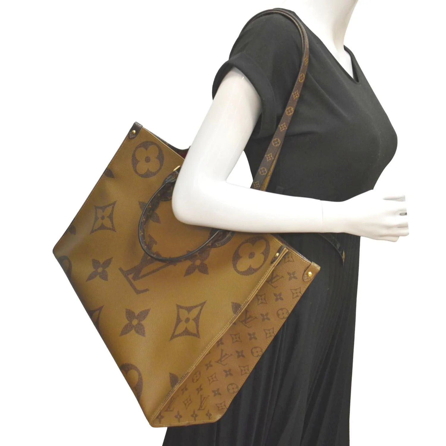 LOUIS VUITTON Onthego GM Giant Monogram Canvas Tote Shoulder Bag Brown - Image 2