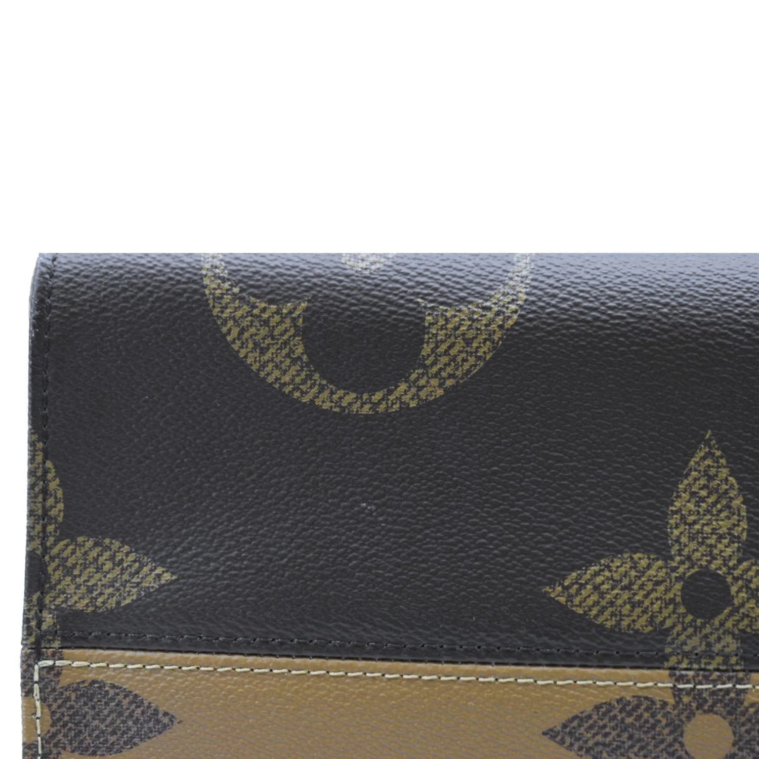 LOUIS VUITTON Onthego GM Giant Monogram Reverse Canvas Tote Bag Brown - Image 10