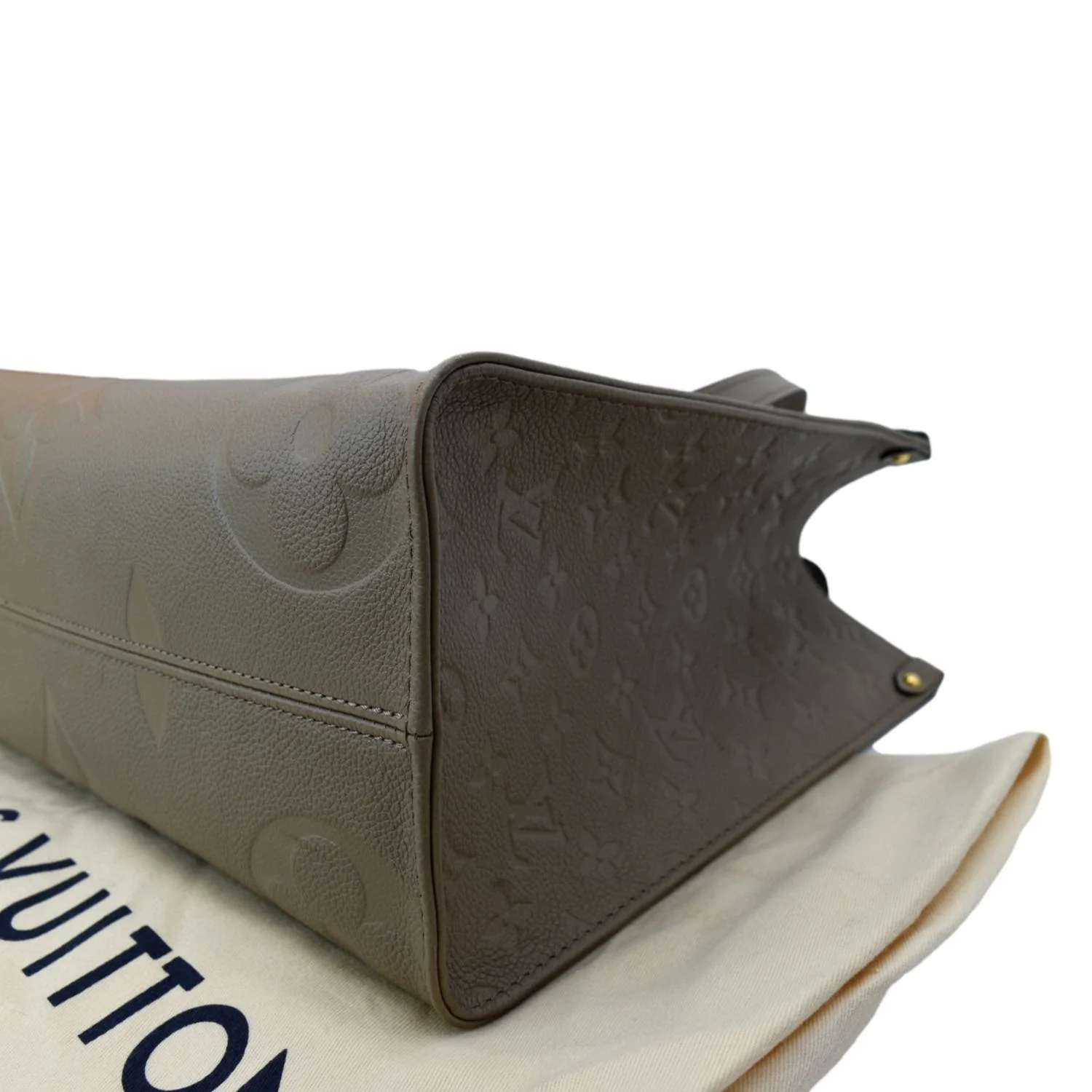 LOUIS VUITTON Onthego MM Monogram Empreinte Shoulder Bag Tourterelle - Hot Deals - Image 8