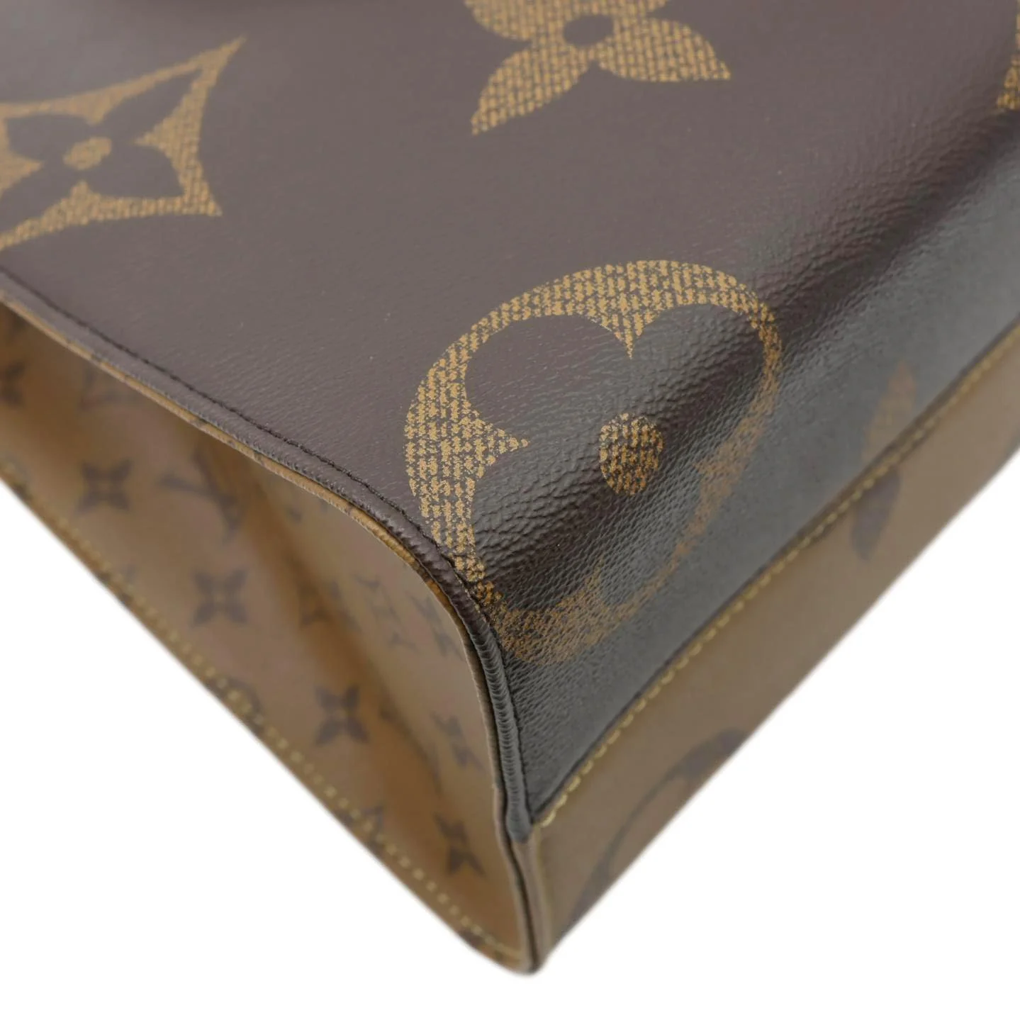 LOUIS VUITTON Onthego MM Giant Monogram Reverse Canvas Tote Bag Brown - Image 7