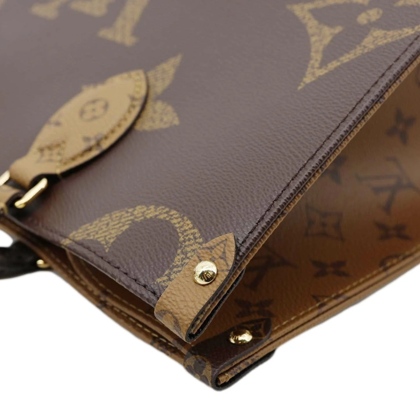LOUIS VUITTON Onthego MM Giant Monogram Reverse Canvas Tote Bag Brown - Image 10
