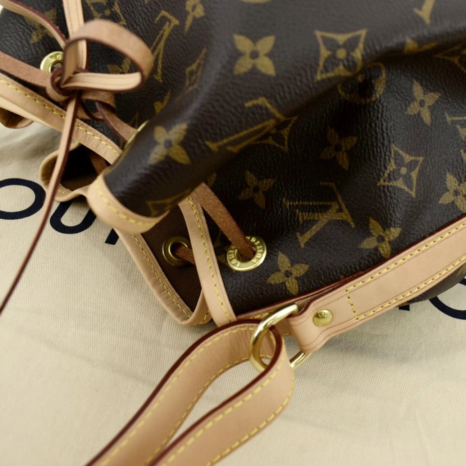 LOUIS VUITTON Petit Noe NM Monogram Canvas Shoulder Bag Brown - Image 5
