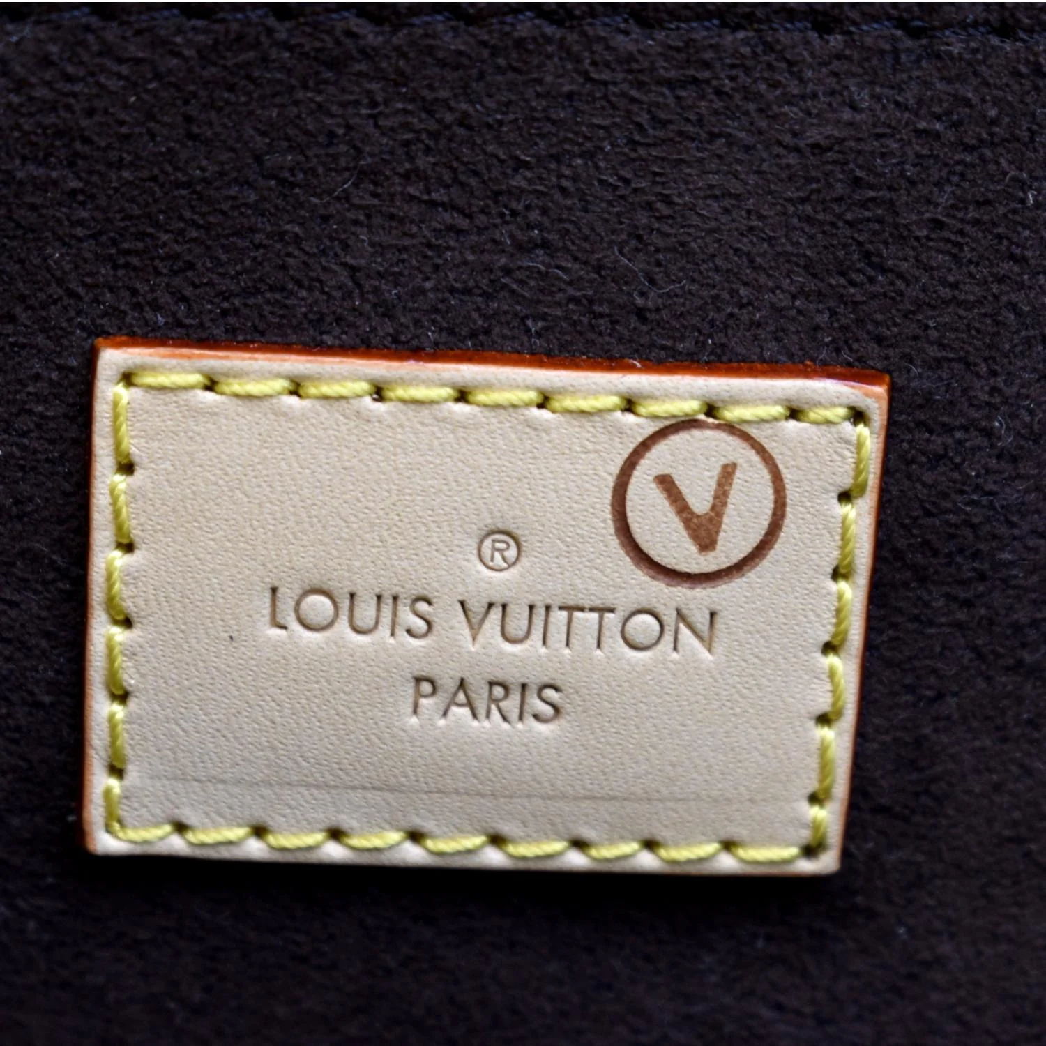 LOUIS VUITTON Metis Pochette Monogram Canvas Crossbody Bag Brown - Image 11