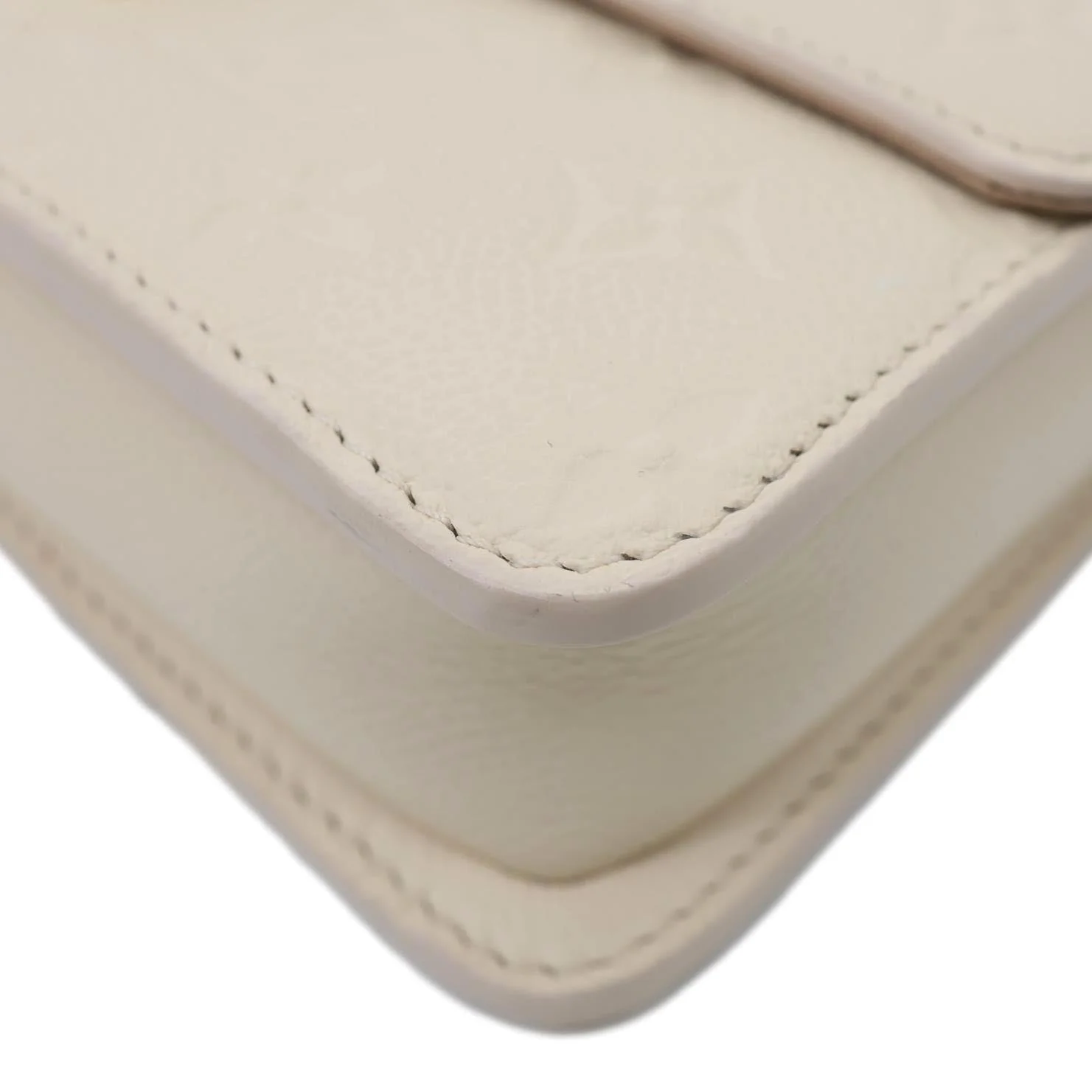 LOUIS VUITTON Metis Monogram Empreinte Leather Wallet On Chain Cream - Image 9