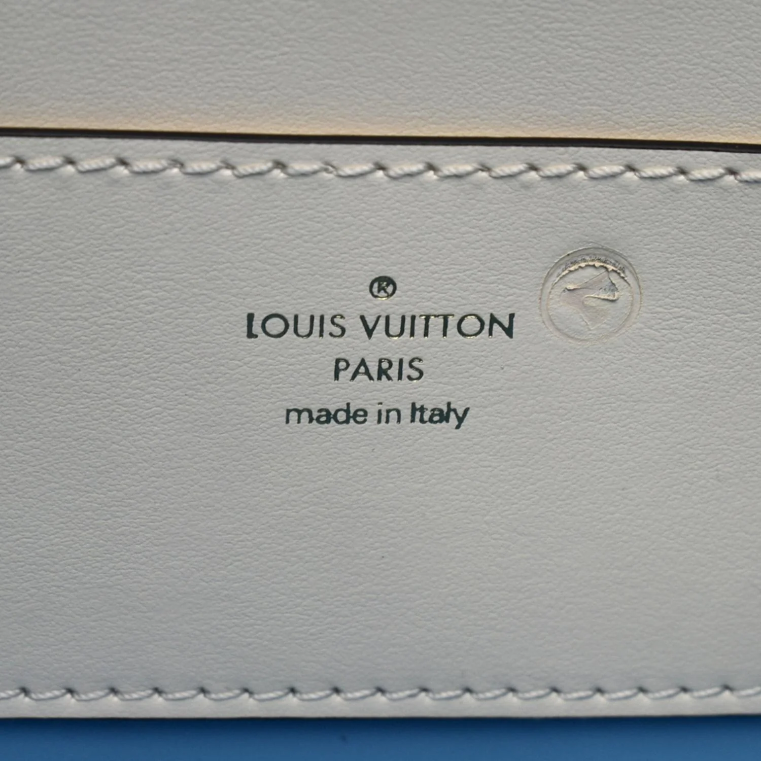 LOUIS VUITTON Pont 9 Calfskin Leather Shoulder Bag Creme - Image 13