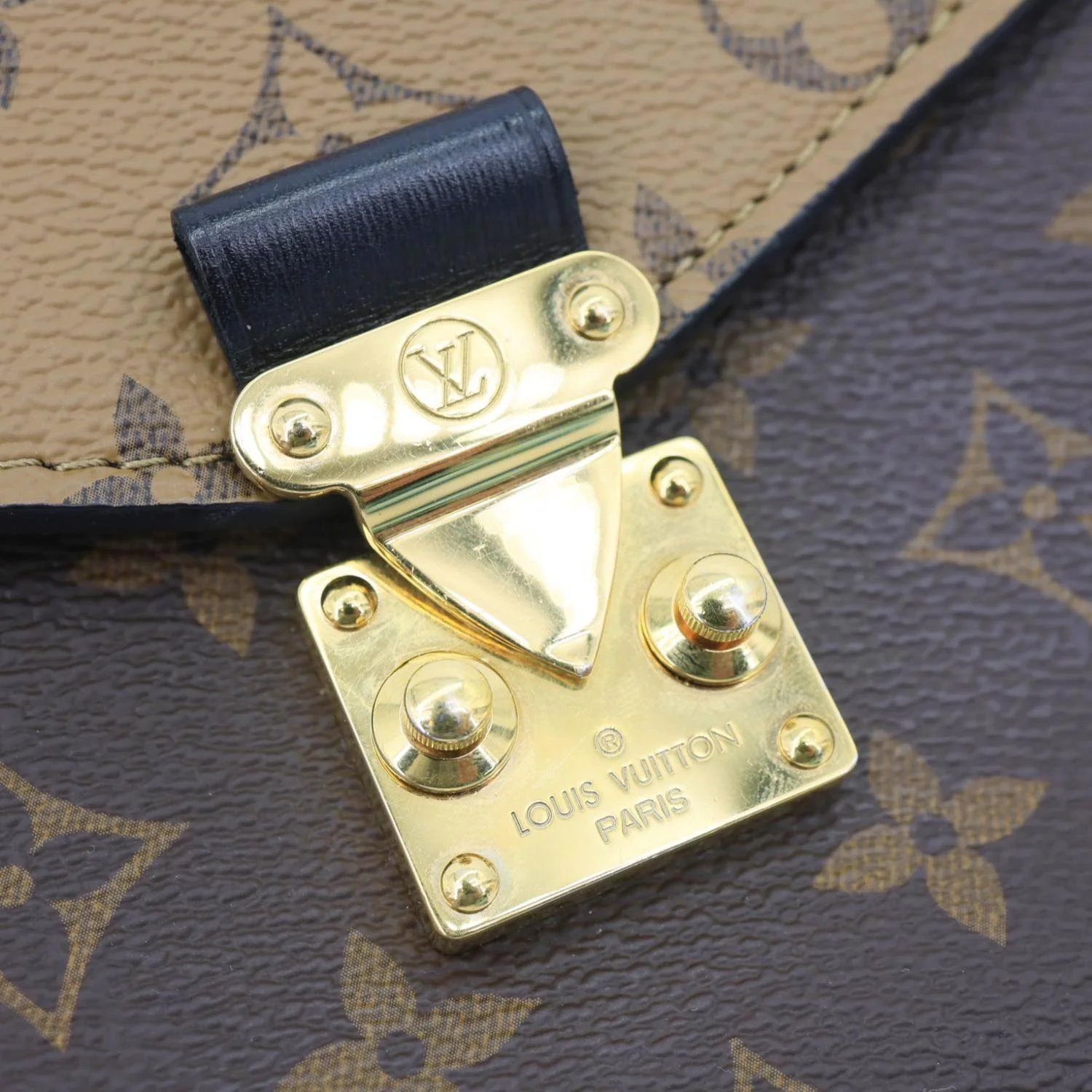 LOUIS VUITTON Metis Pochette Reverse Monogram Canvas Crossbody Bag Brown - Image 11
