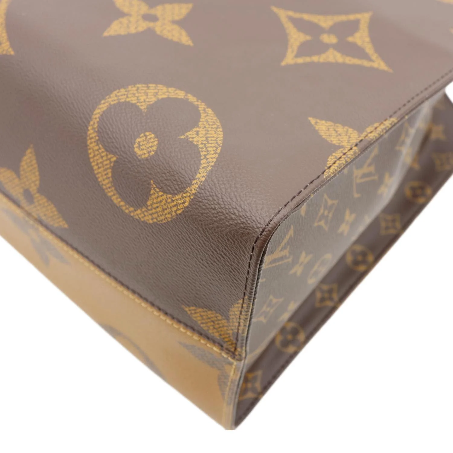 LOUIS VUITTON Onthego GM Giant Monogram Reverse Canvas Tote Bag Brown - Image 9