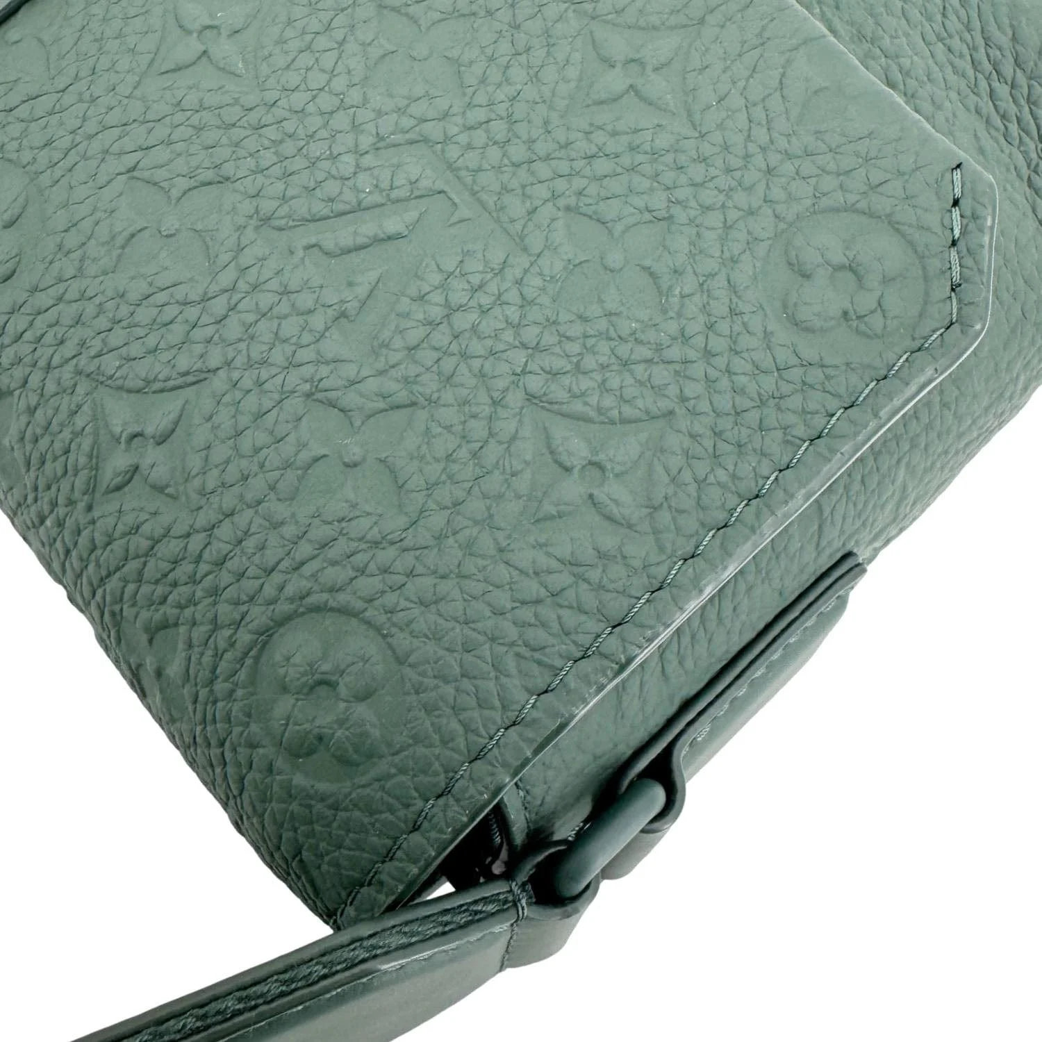 LOUIS VUITTON S-Cape Taurillon Monogram Embossed Leather Messenger Bag Green - Image 6