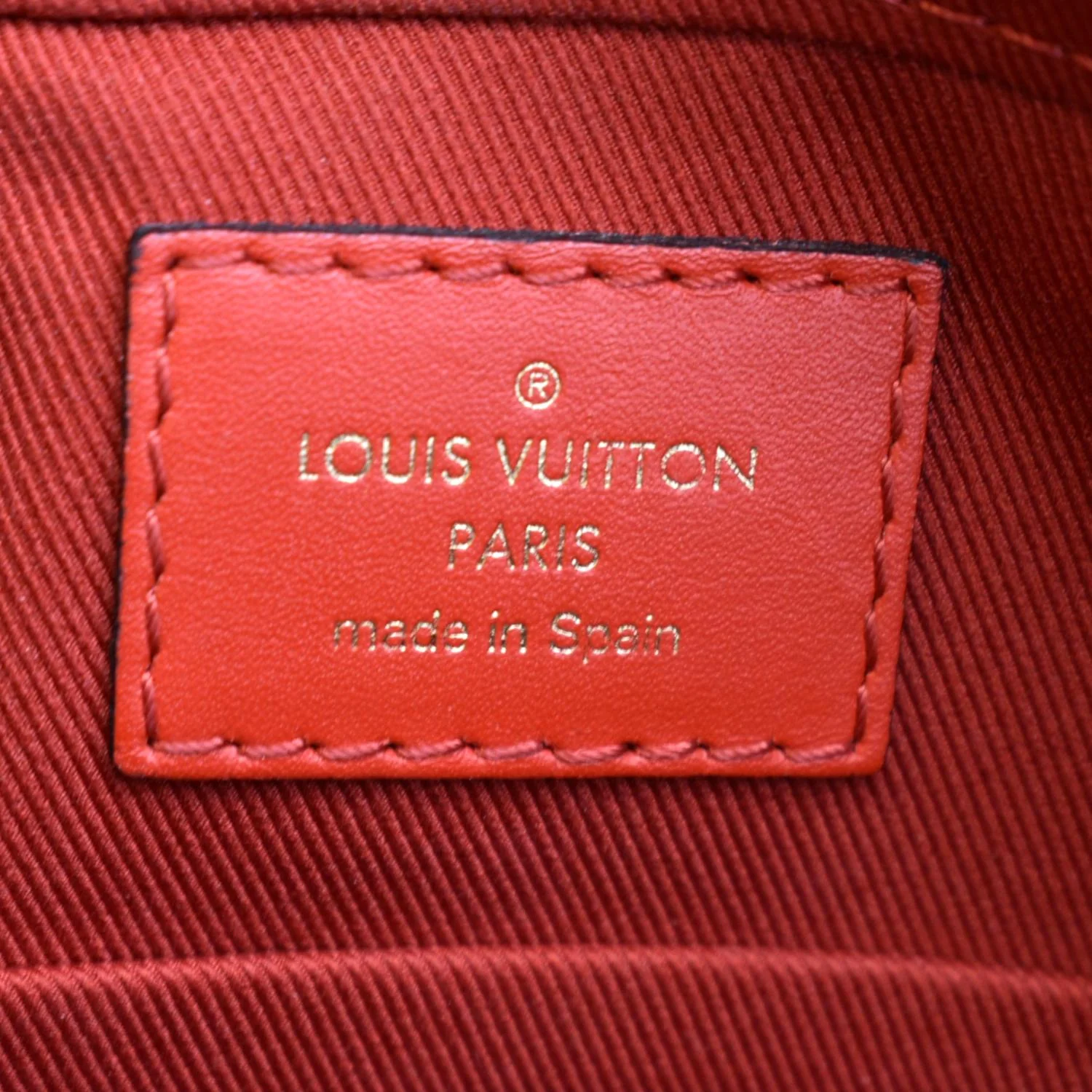 LOUIS VUITTON Saintonge Monogram Canvas Crossbody Bag Freesia - Image 11