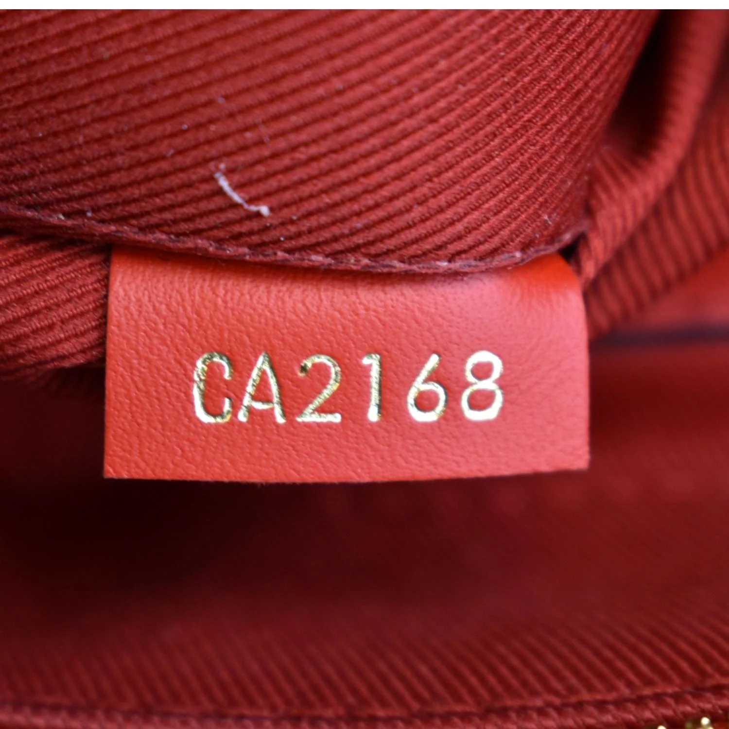 LOUIS VUITTON Saintonge Monogram Canvas Crossbody Bag Freesia - Image 12