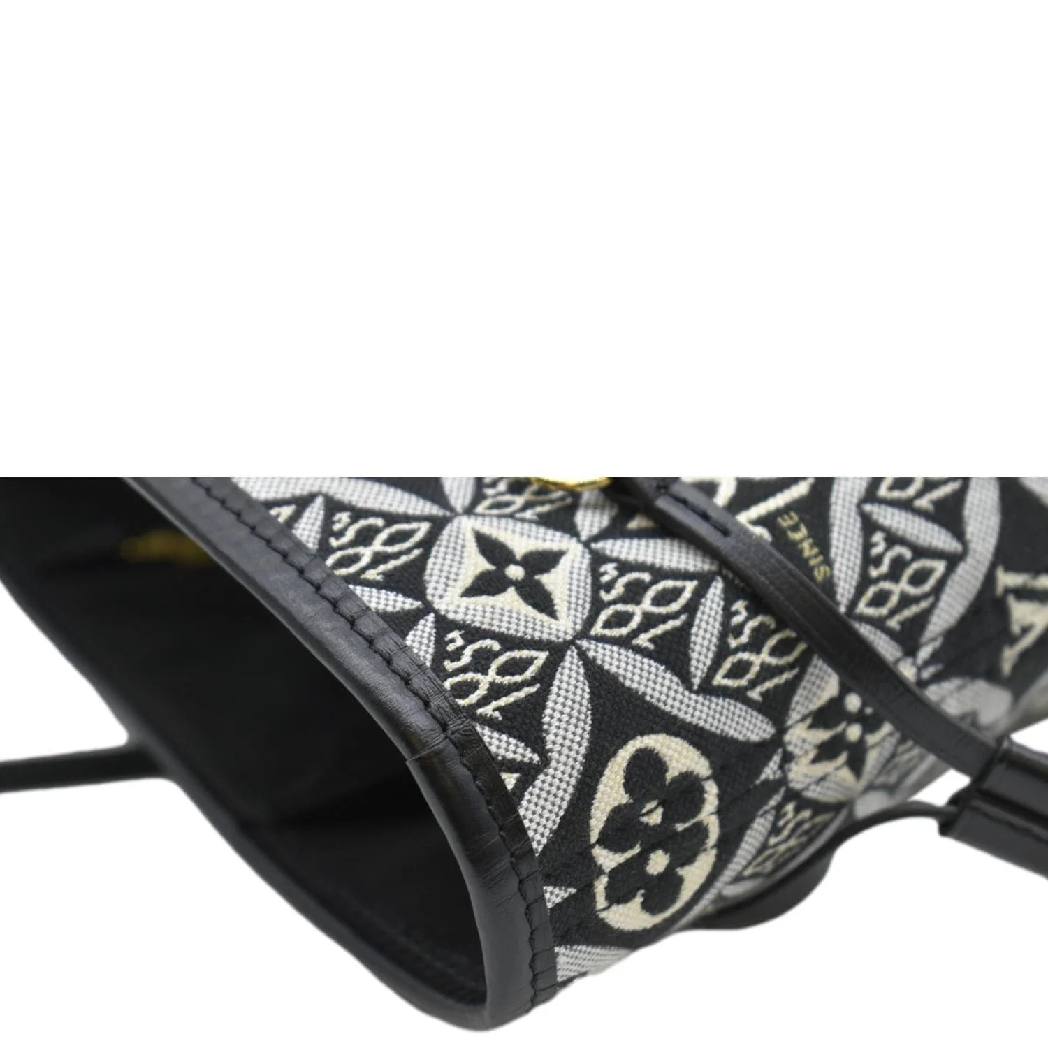 LOUIS VUITTON Since 1854 Neverfull MM Jacquard Shoulder Bag Black - Image 6