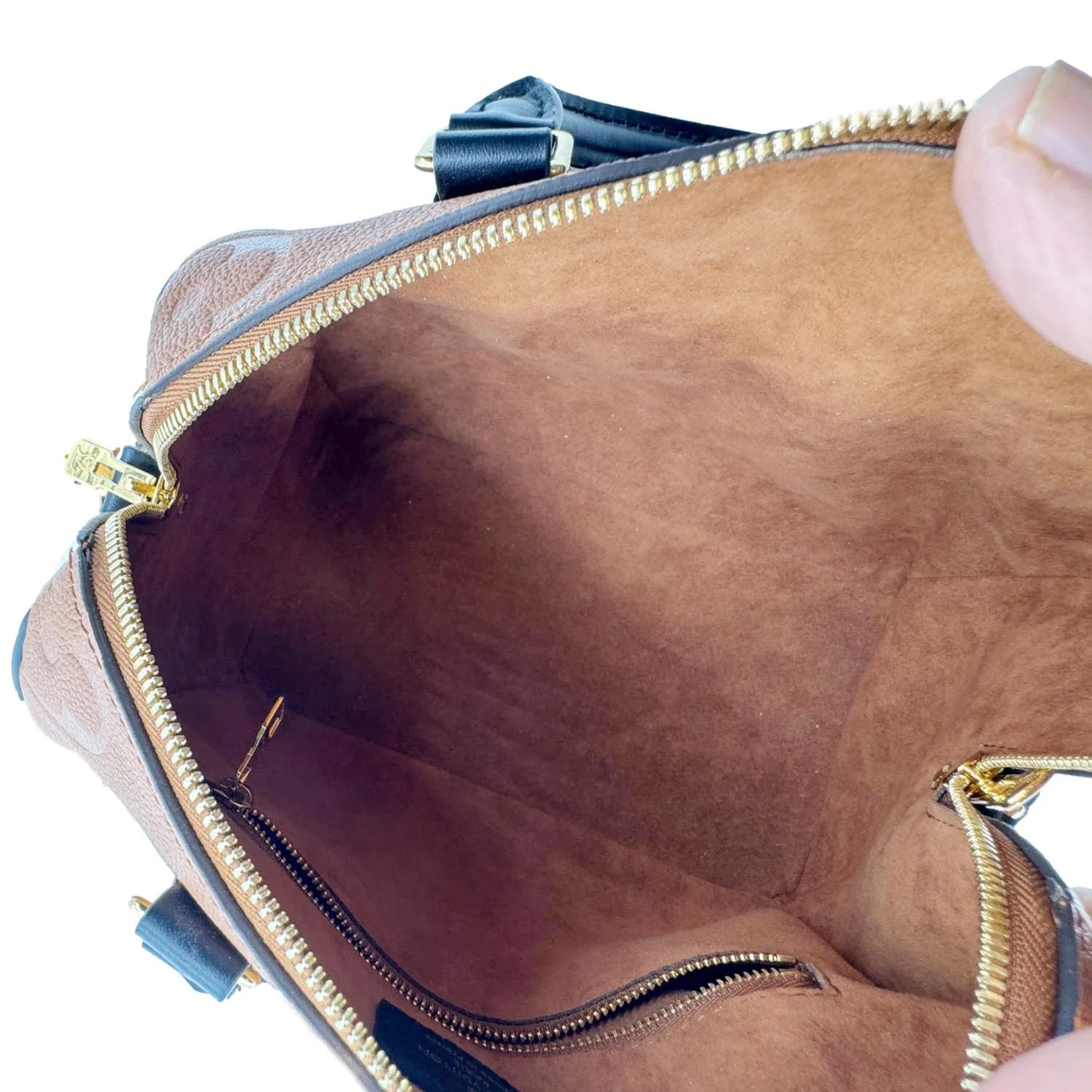 LOUIS VUITTON Speedy 25 Bandouliere Wild at Heart Monogram Empreinte Shoulder Bag Camel - Image 12