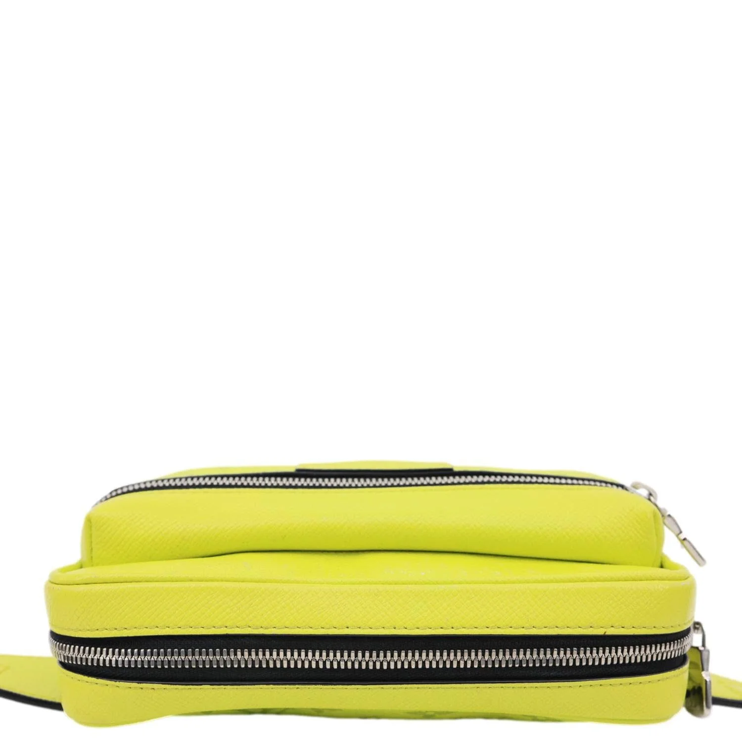 LOUIS VUITTON Outdoor Taigarama Bumbag Neon Yellow - Image 5