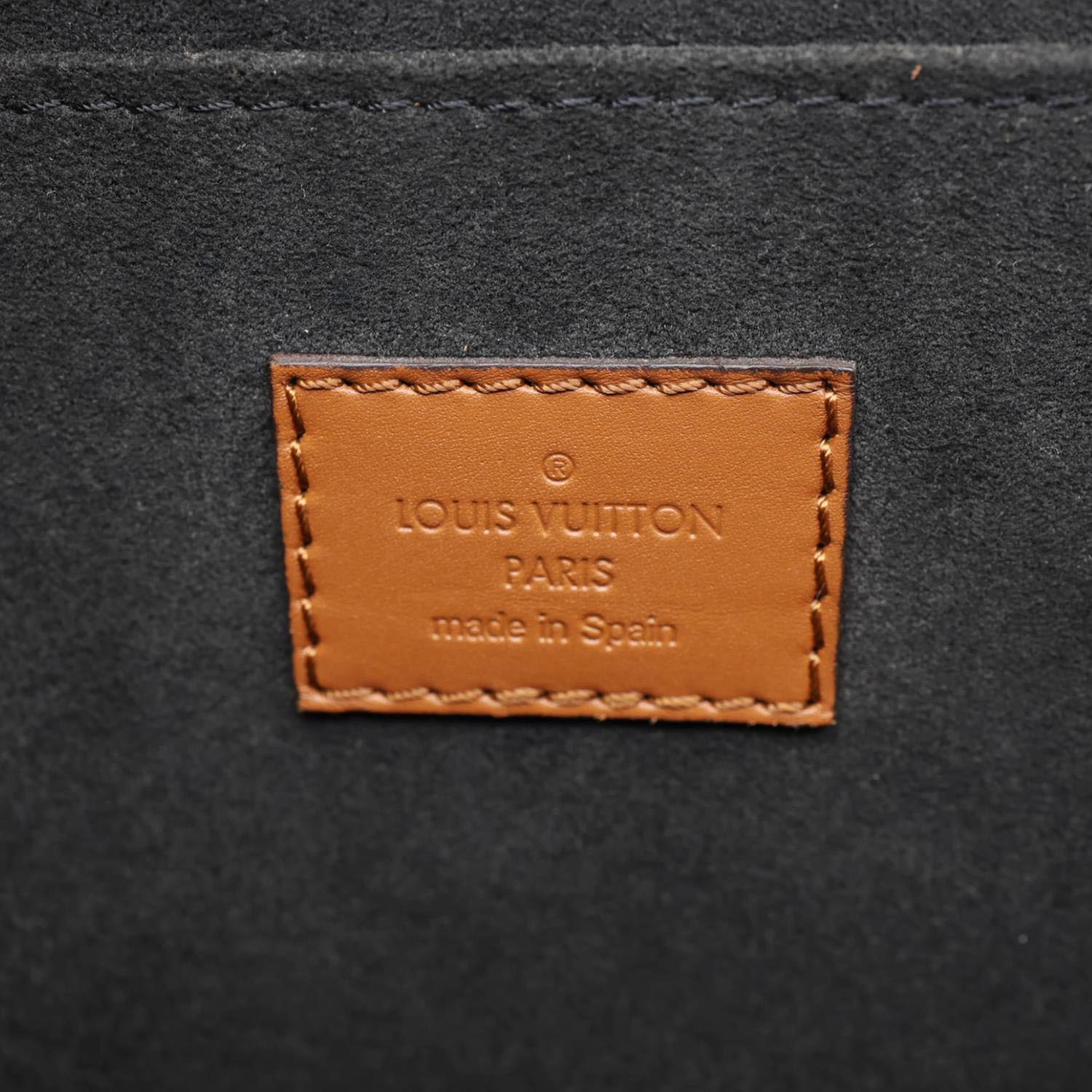 LOUIS VUITTON Dauphine Taurillon Leather Shoulder Bag Blue - Image 11
