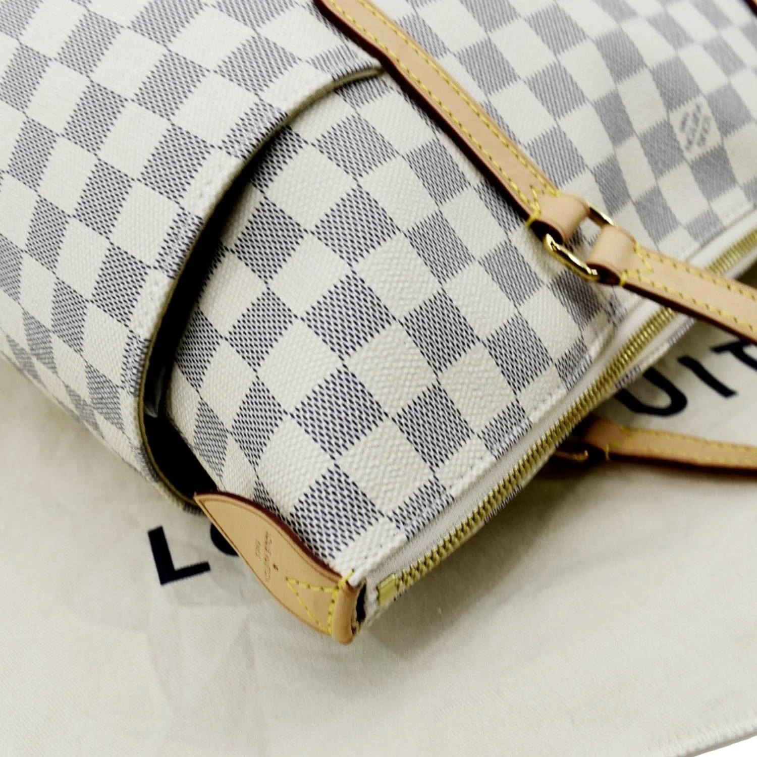 LOUIS VUITTON Totally MM Damier Azur Shoulder Bag White - Image 6