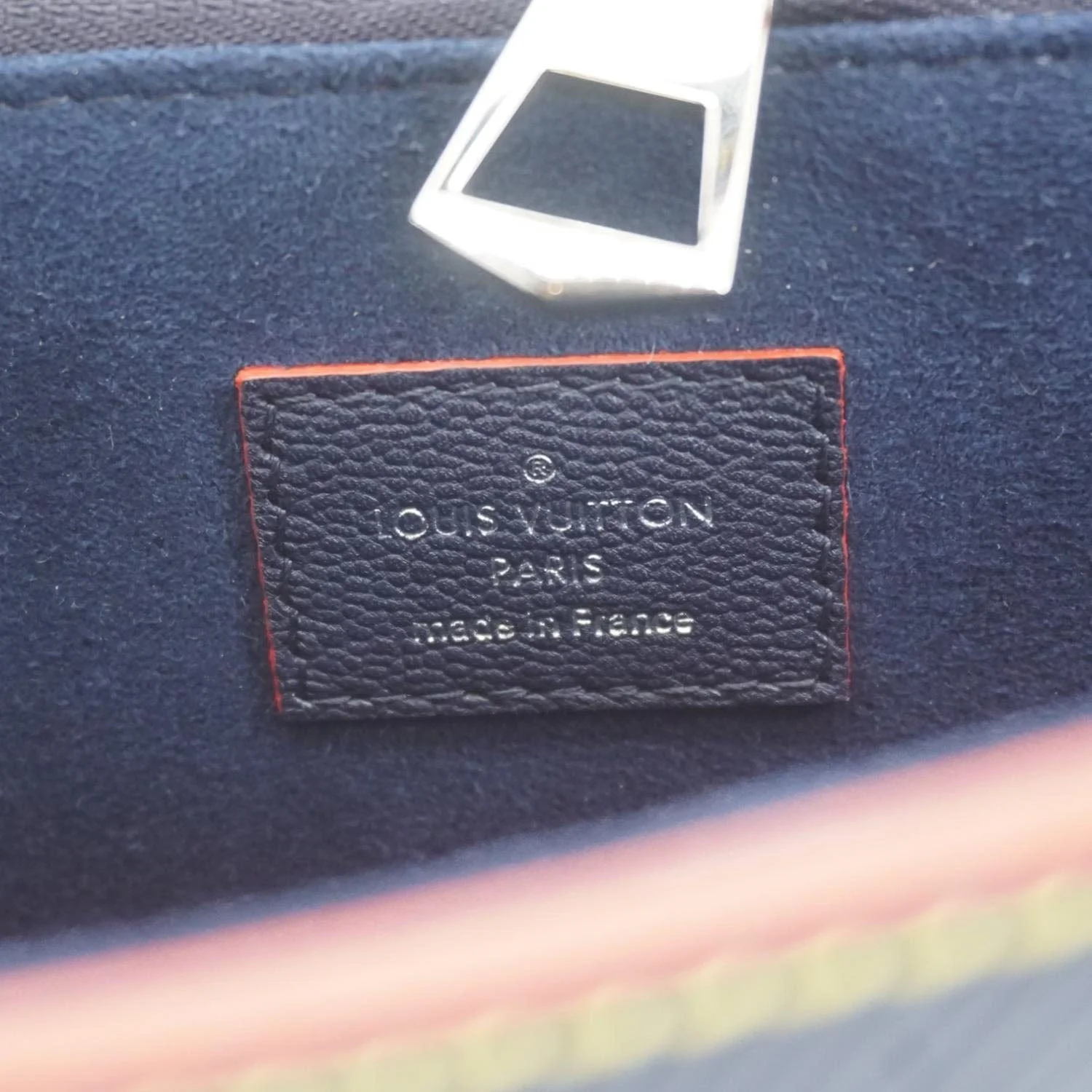 LOUIS VUITTON Twist Epi Leather 2Way Tote Bag Indigo - Image 15