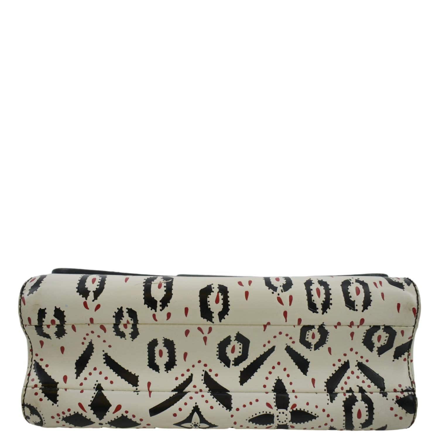 LOUIS VUITTON LV Twist Graphic MM Leather Shoulder Bag Black - Image 10