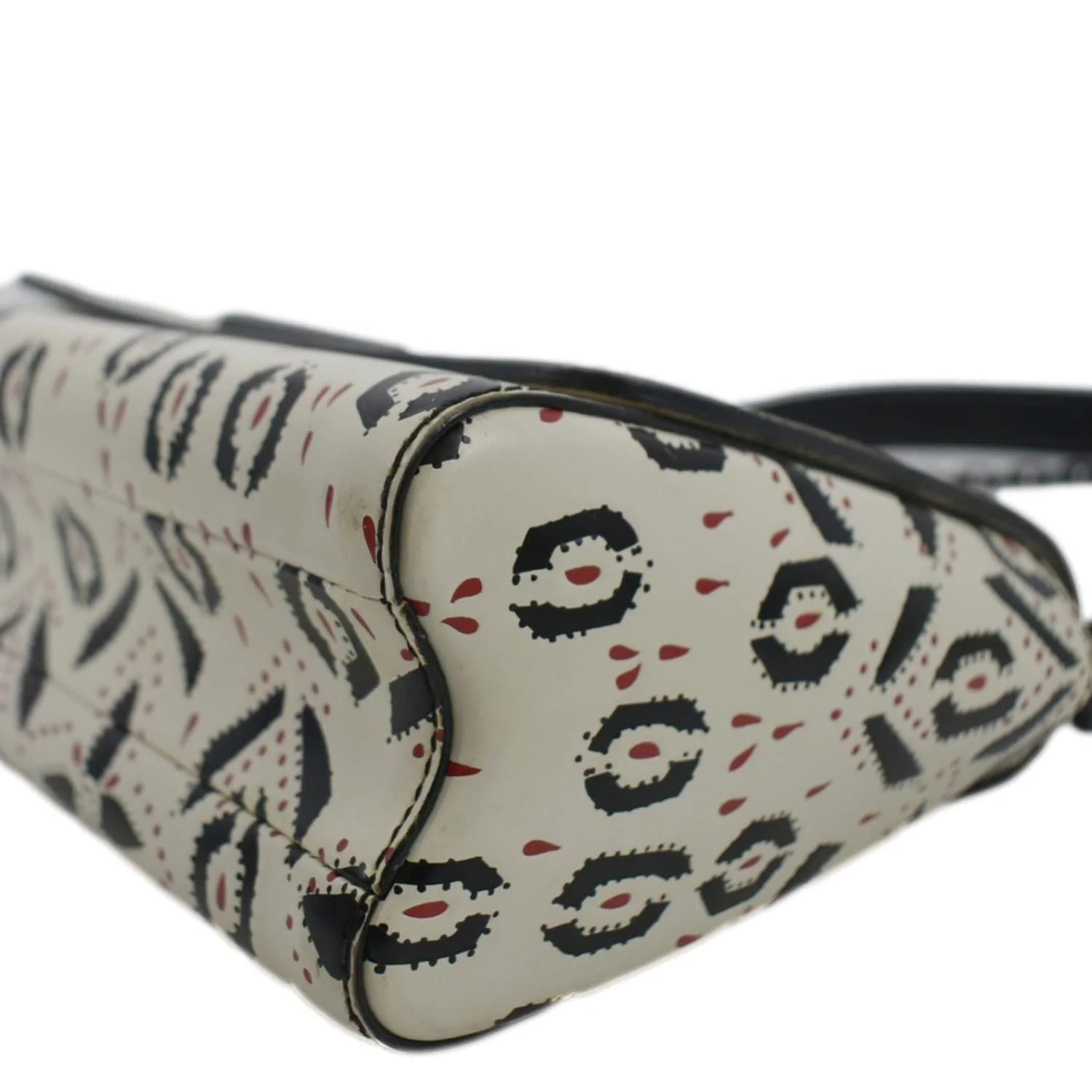 LOUIS VUITTON LV Twist Graphic MM Leather Shoulder Bag Black - Image 8