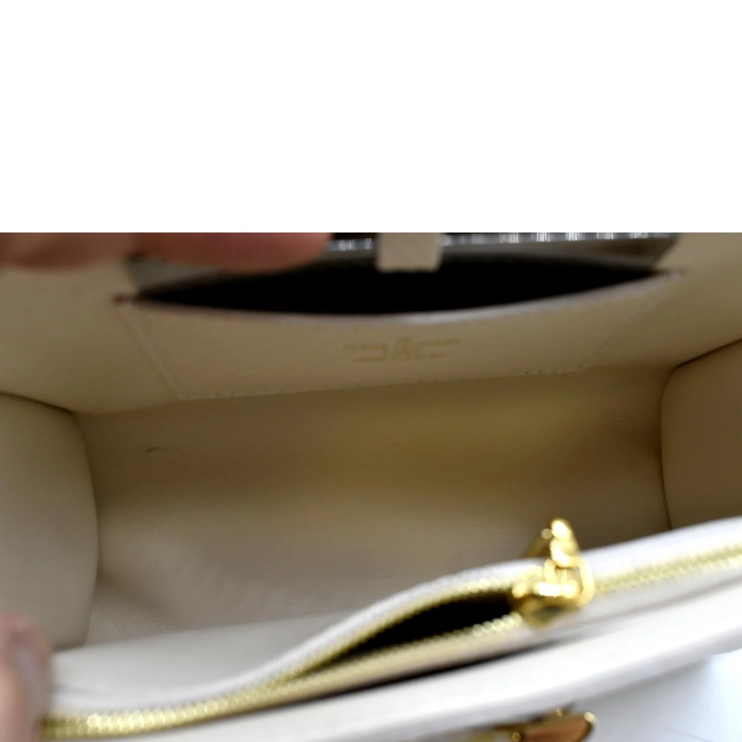 LOUIS VUITTON Twist PM Epi Leather Crossbody Bag Beige - Image 11