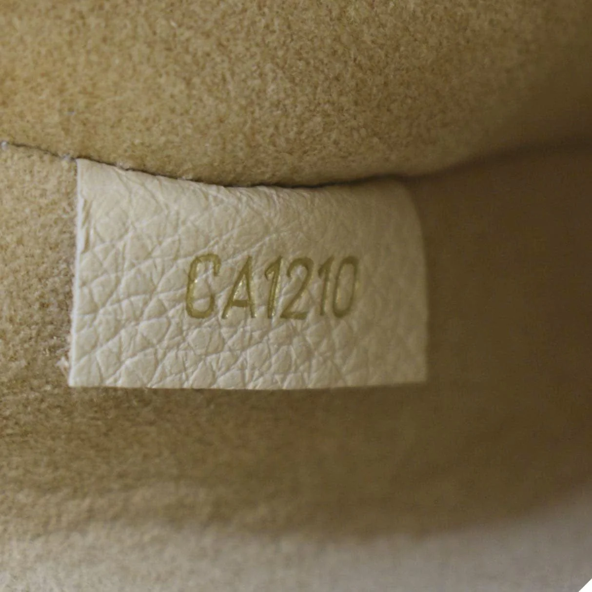 LOUIS VUITTON Vaugirard Monogram Canvas Shoulder Bag Creme - Image 13