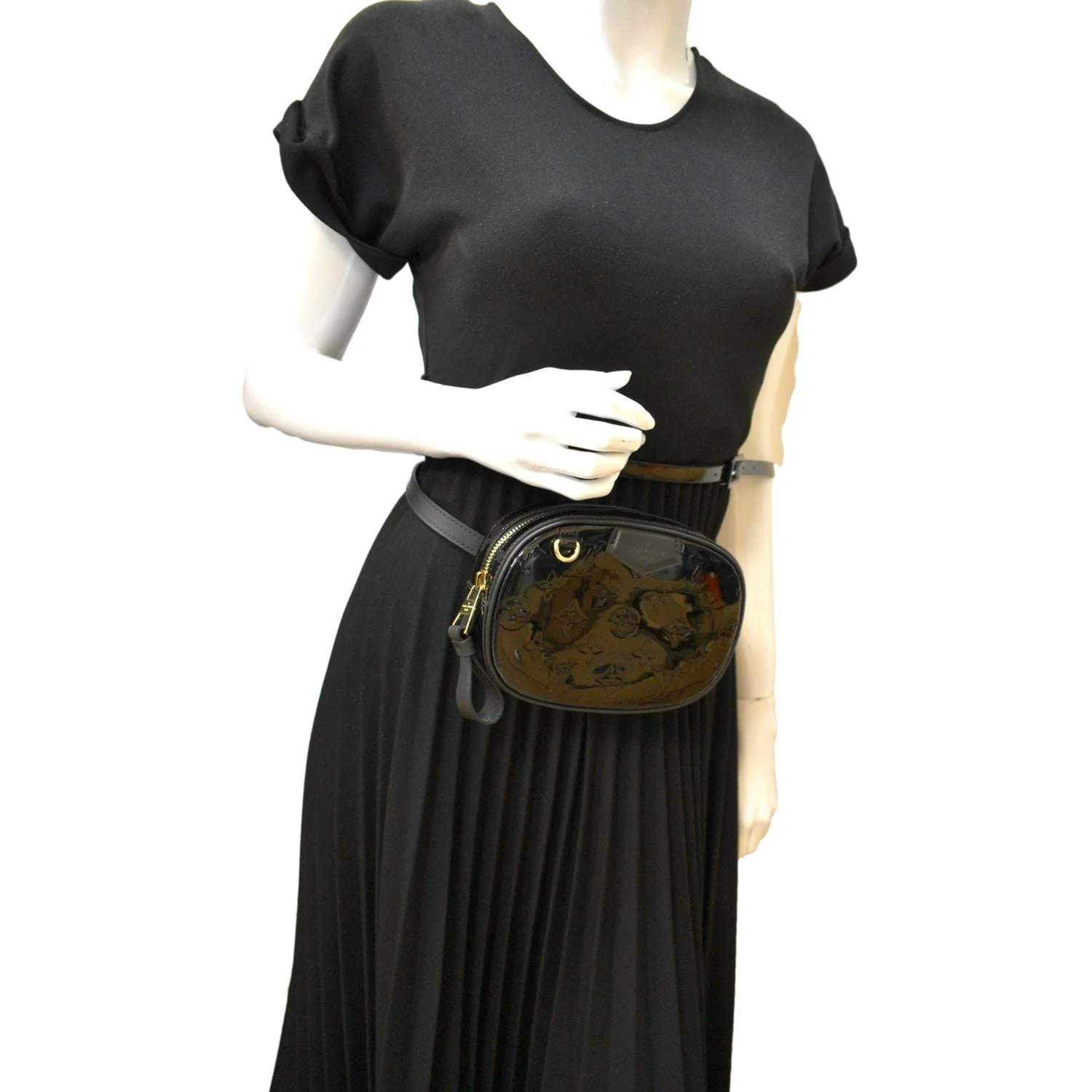 LOUIS VUITTON Monogram Vernis Leather Belt Bag Black - Image 2
