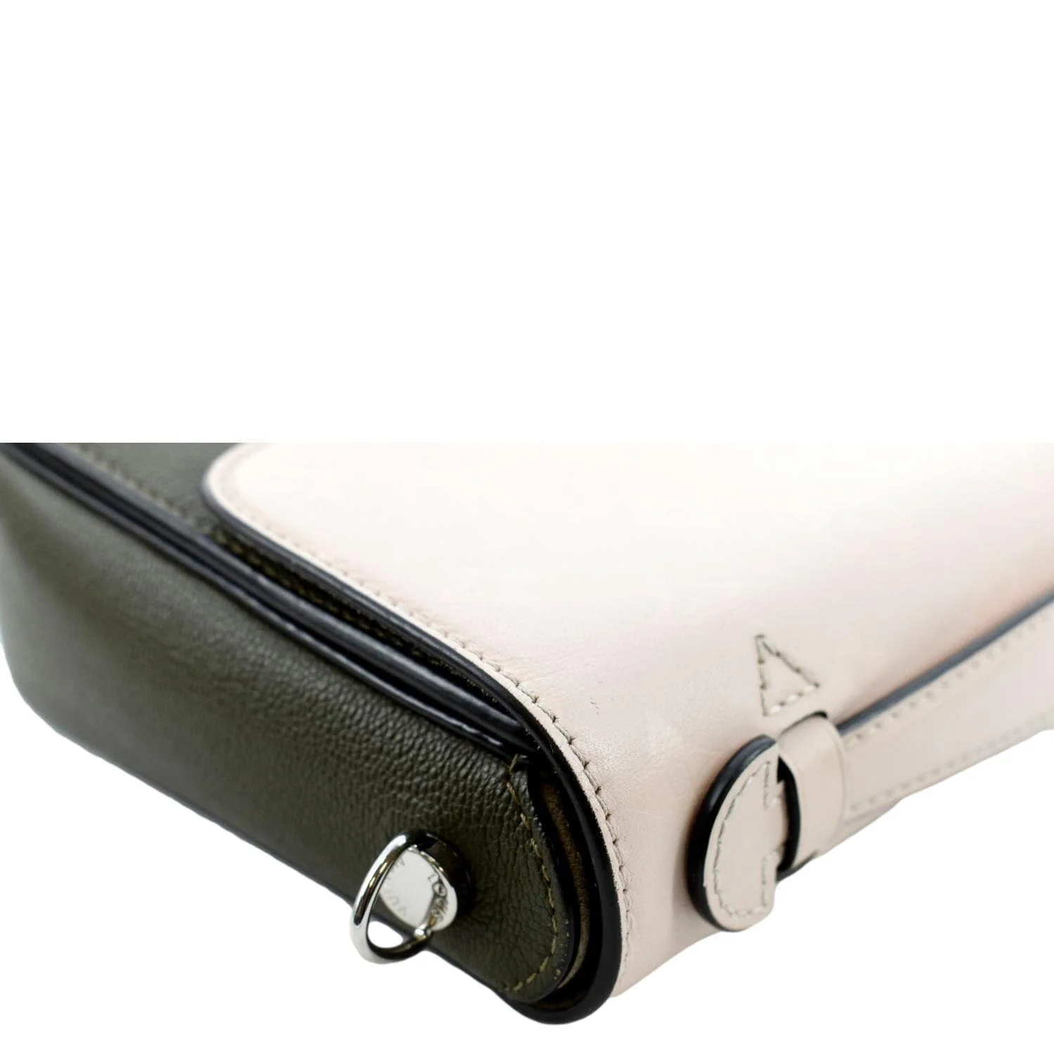 LOUIS VUITTON Very Calfskin Leather Saddle Shoulder Bag Khaki Green - Image 6