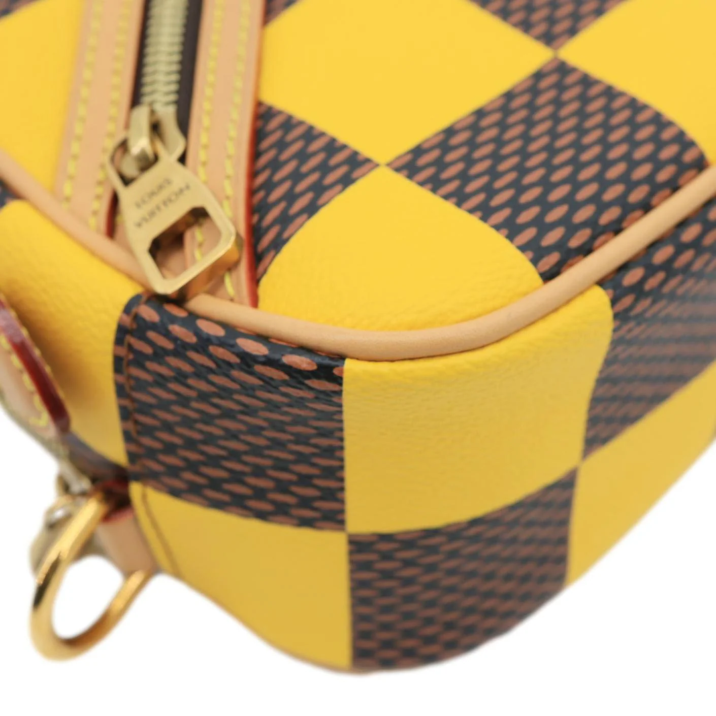 LOUIS VUITTON Volcano Damier Pop Chess Canvas Messenger Bag Yellow - Image 4
