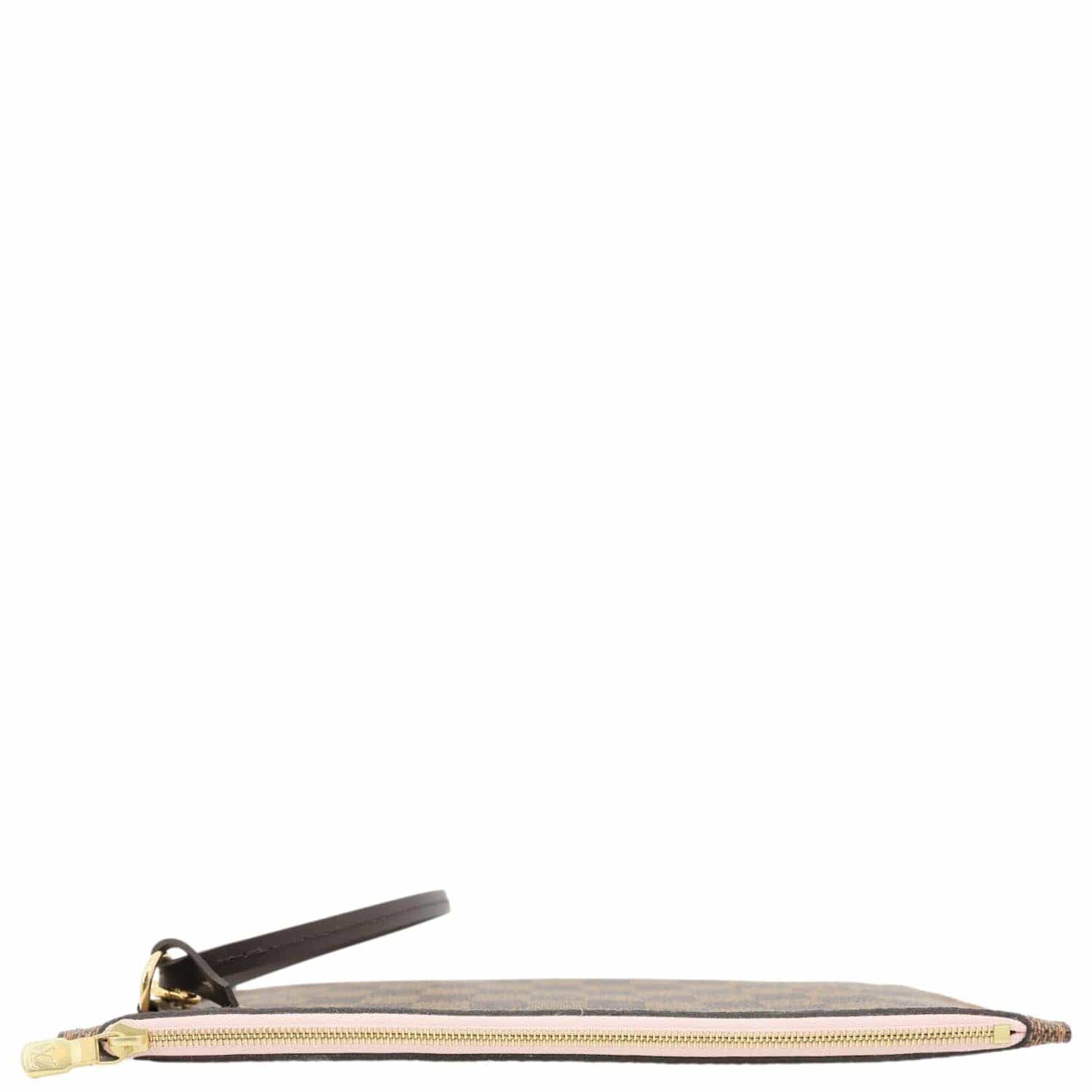 LOUIS VUITTON Neverfull Damier Ebene Wristlet Pouch Rose Ballerine - Image 4