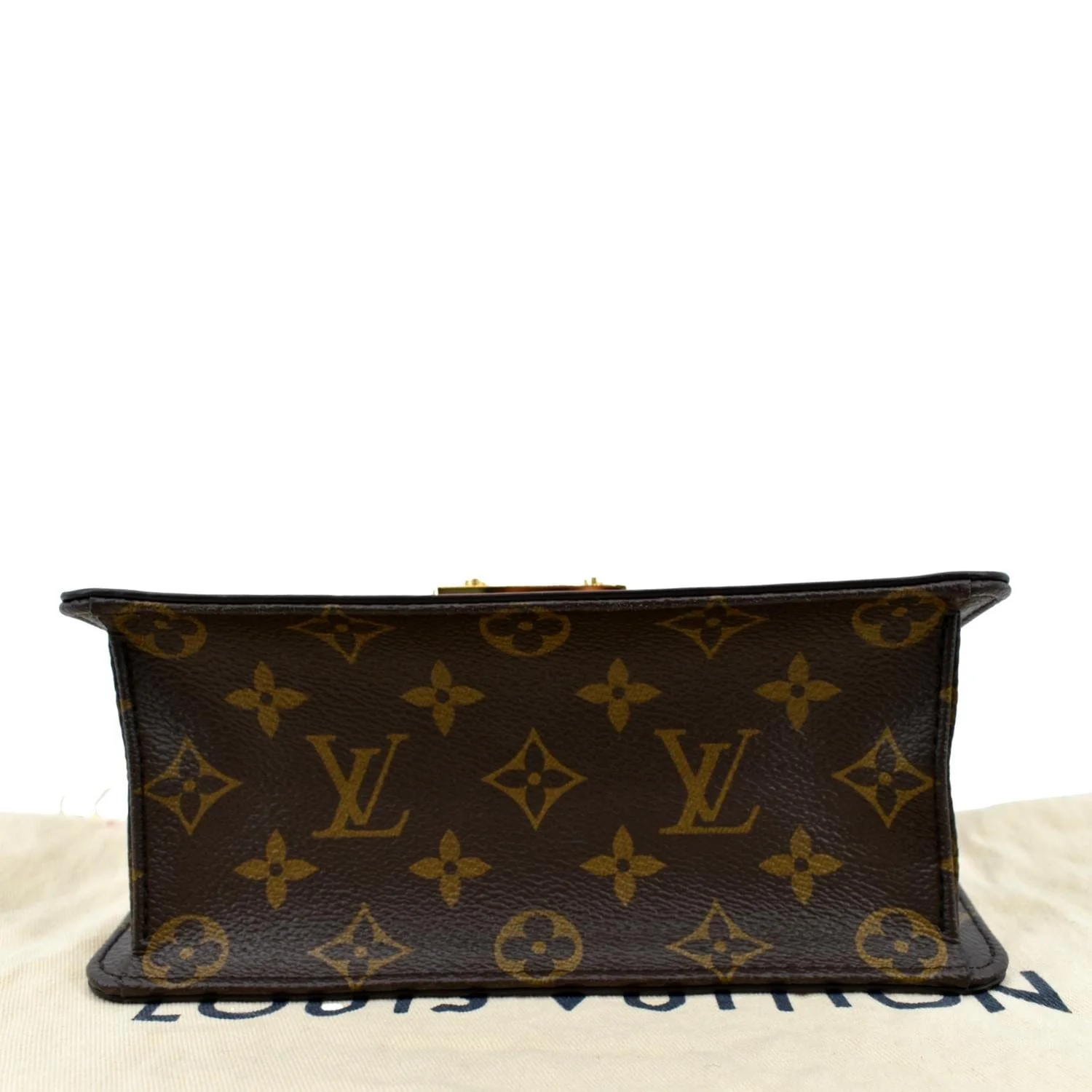 LOUIS VUITTON Wynwood Monogram Vernis Leather Crossbody Bag Red - Image 9
