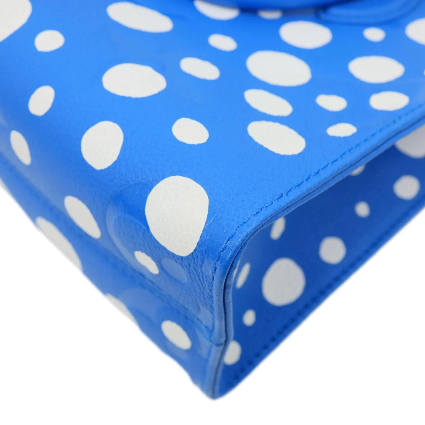 LOUIS VUITTON x Yayoi Kusama OnTheGo PM Monogram Empreinte Dots Leather Shoulder Bag Blue - Image 7