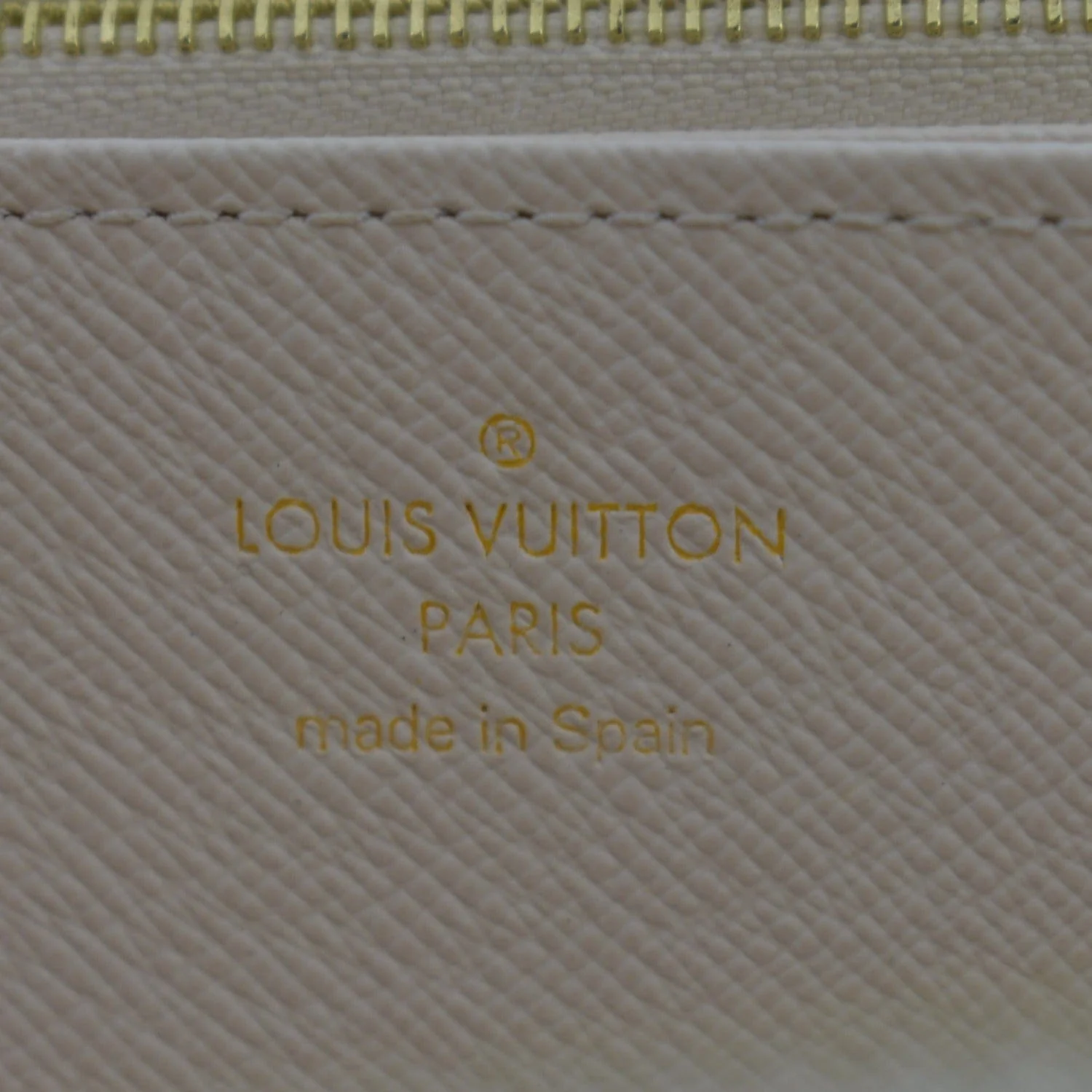 LOUIS VUITTON By The Pool Zippy Mnogram Coated Canvas Wallet Brume - Image 12